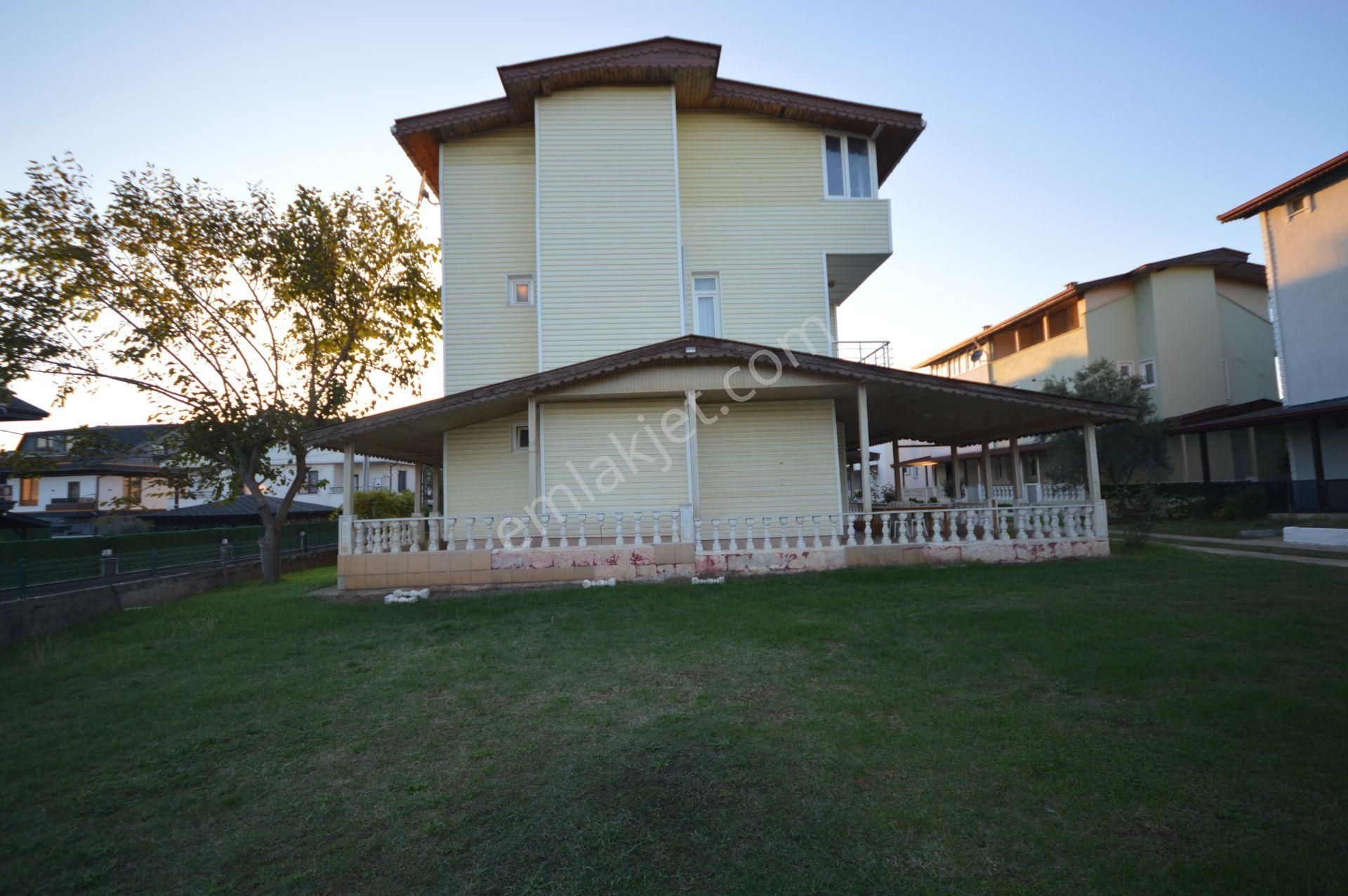 230m2 Arsaya Sahip Denize 50 Metre 4+1 Kocaali Villası - Görsel 4