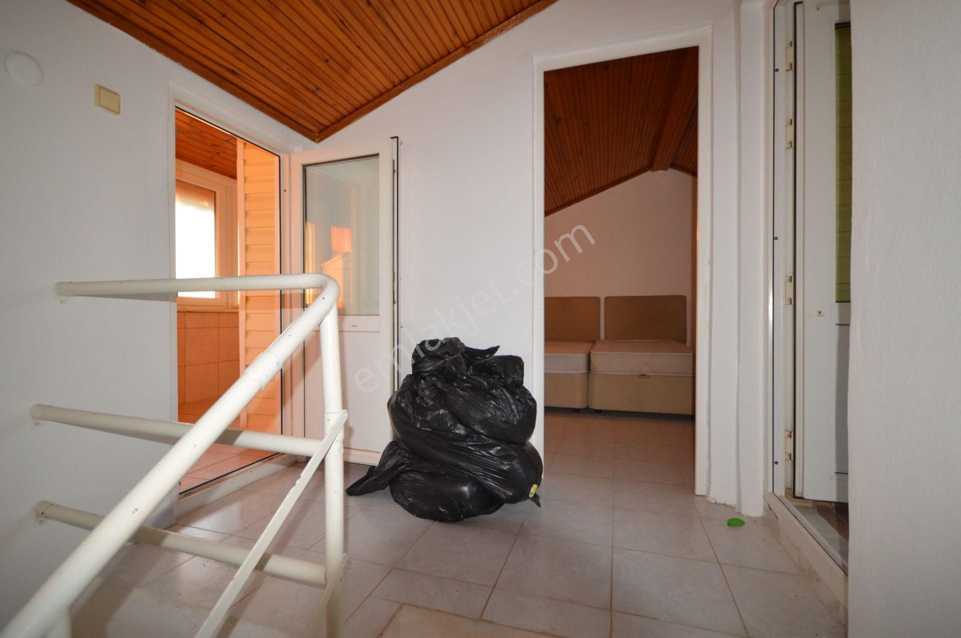 230m2 Arsaya Sahip Denize 50 Metre 4+1 Kocaali Villası - Görsel 32