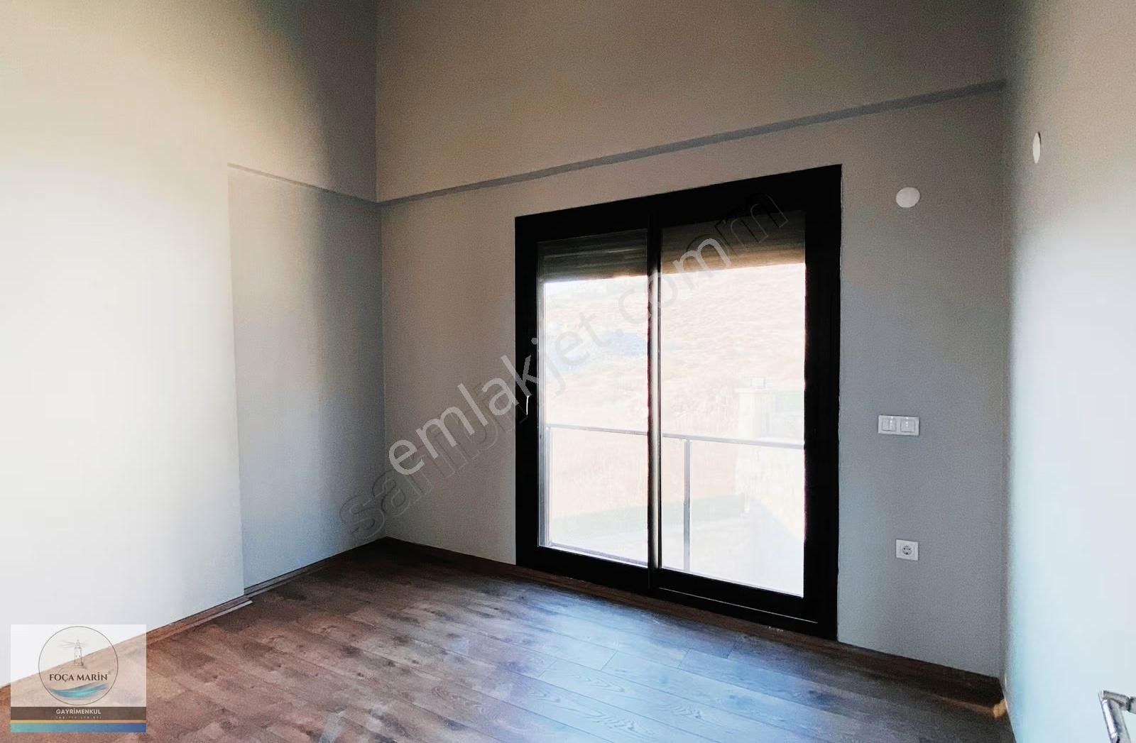 Foça'da Geniş Bahçeli Havuzlu Tam Müstakil 4+1 Dubleks Villa - Görsel 9