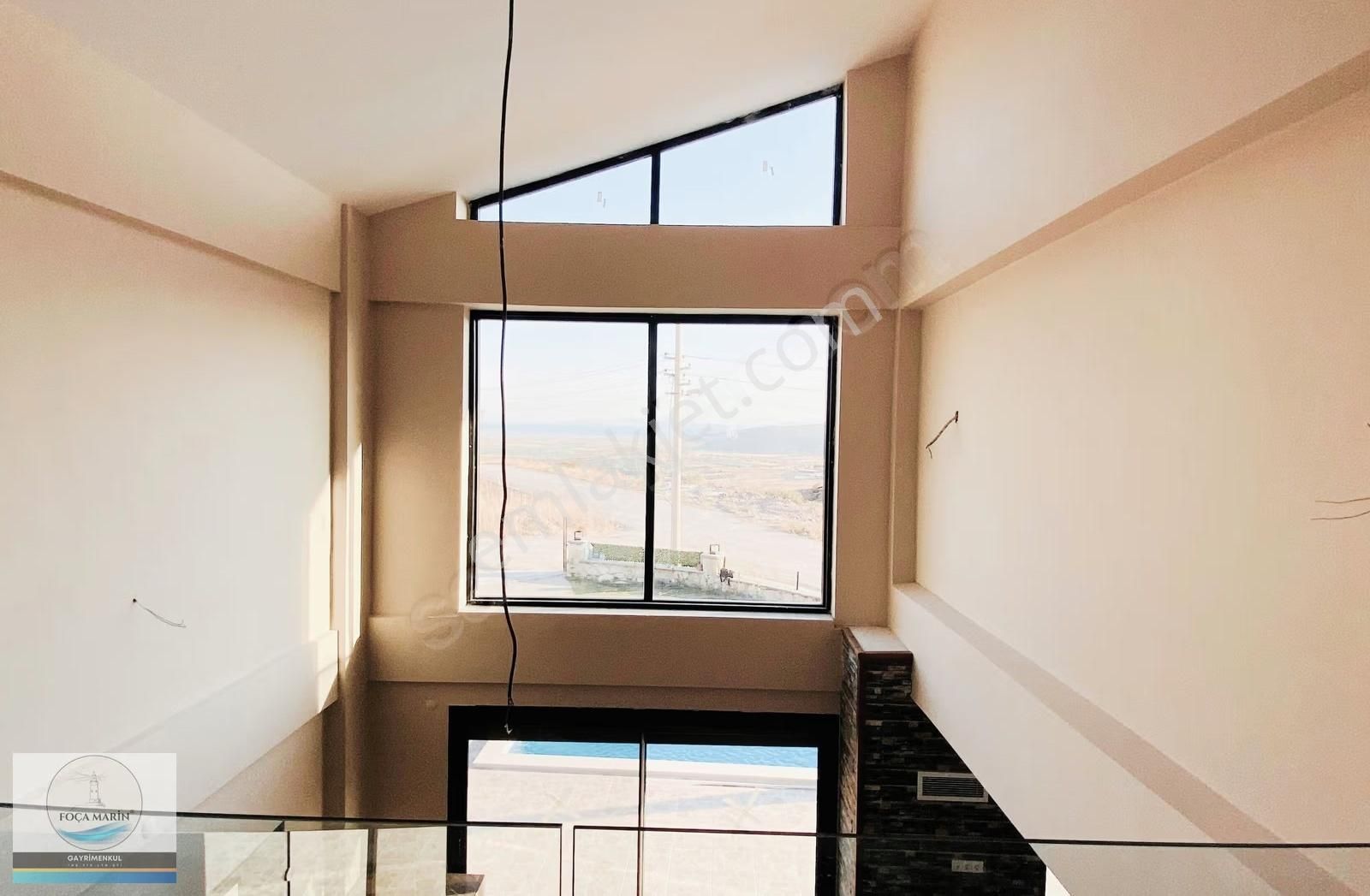 Foça'da Geniş Bahçeli Havuzlu Tam Müstakil 4+1 Dubleks Villa - Görsel 29