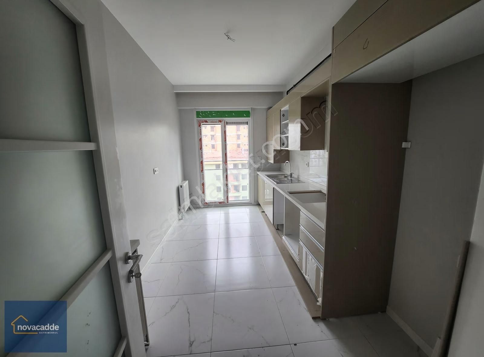 Şenesenevlerde Tapu Masrafsız 3+1 Balkonlu Sıfır Daire - Görsel 10