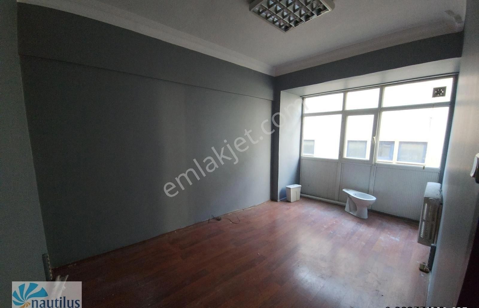 Kadıköy Rasimpaşa Merkez Cadde Üzeri Kiralık Daire - Görsel 6