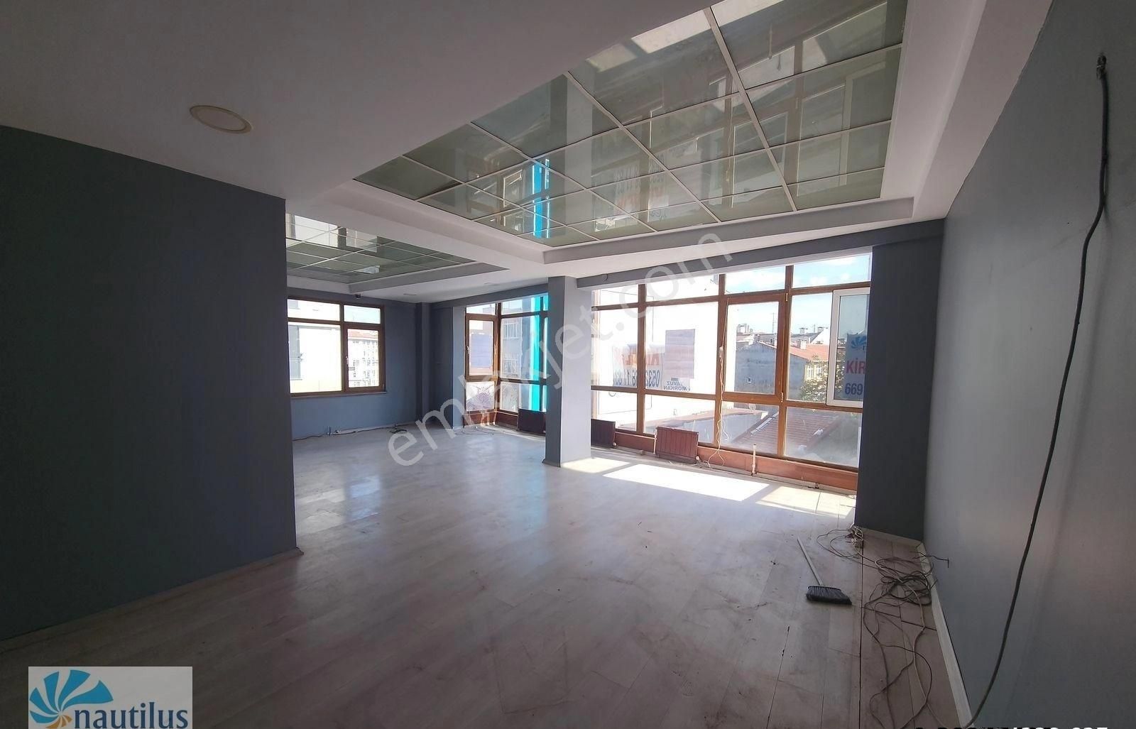 Kadıköy Rasimpaşa Merkez Cadde Üzeri Kiralık Daire - Görsel 10