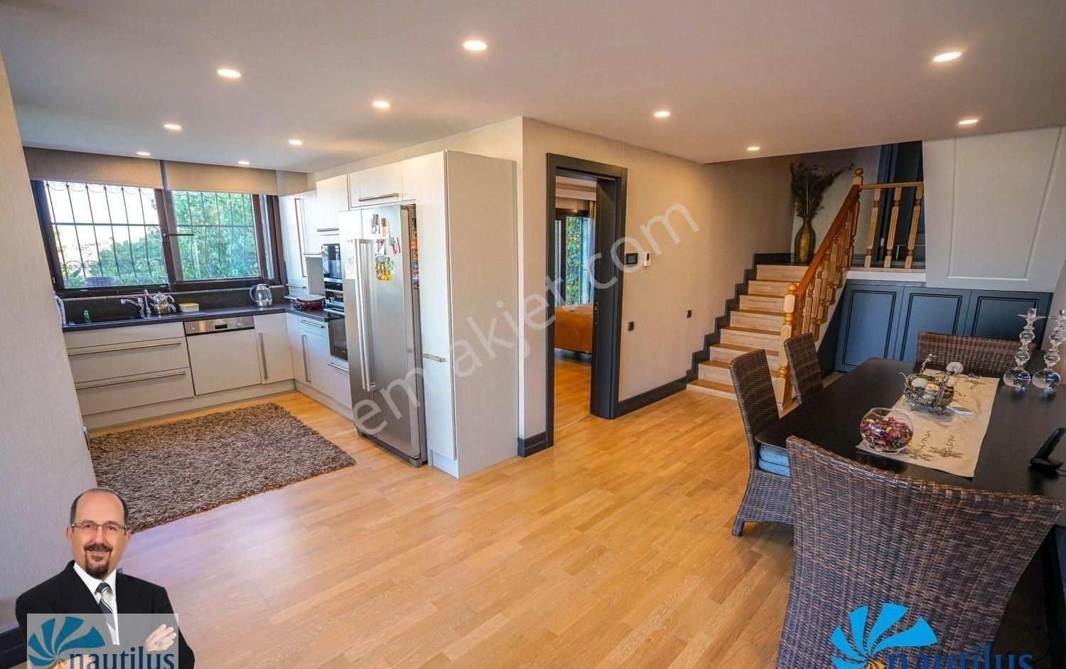 Bahçeşehir Merkez Manzaralı Tadilatlı Köşe 5+2 Satılık Villa - Görsel 34