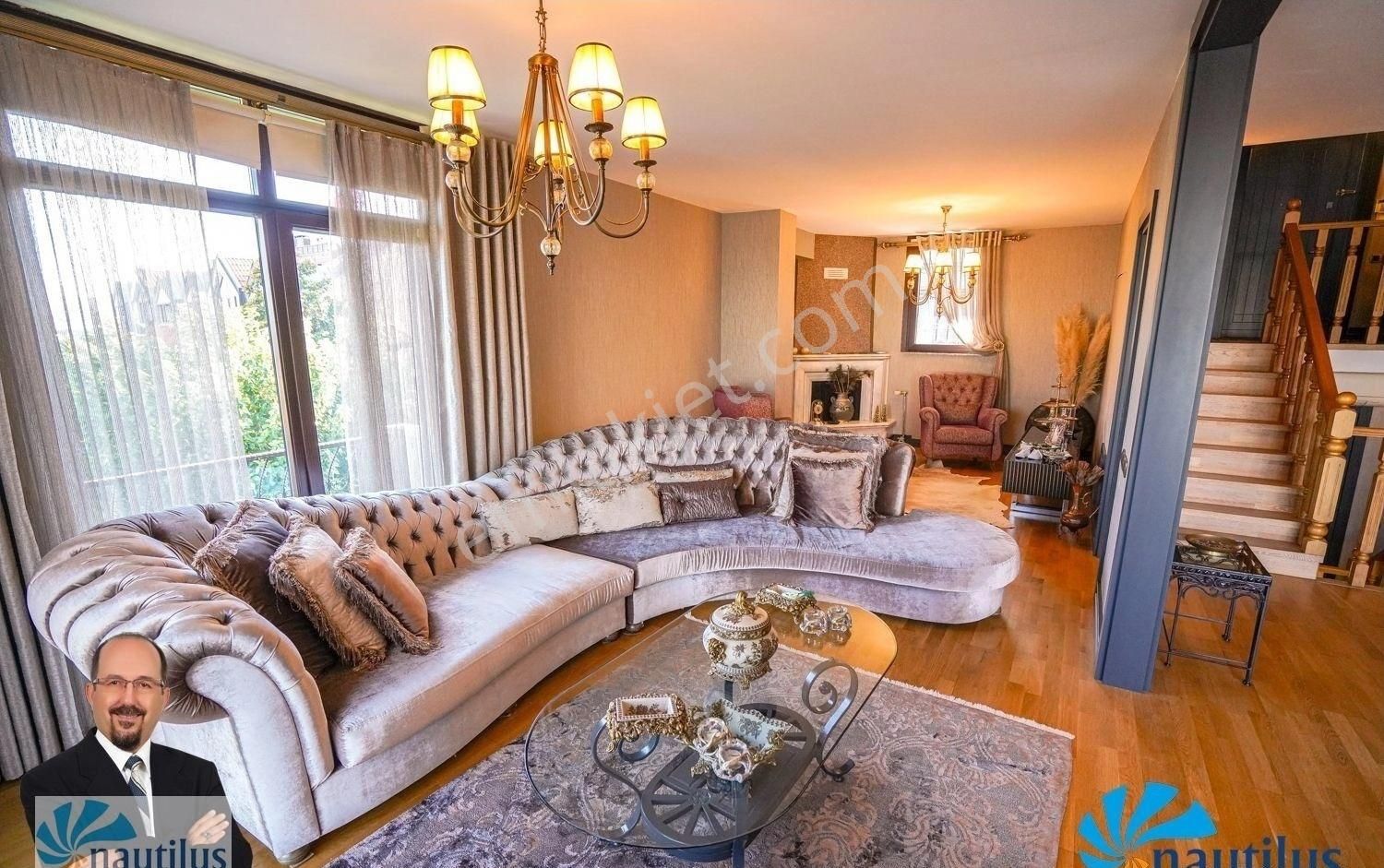 Bahçeşehir Merkez Manzaralı Tadilatlı Köşe 5+2 Satılık Villa - Görsel 13