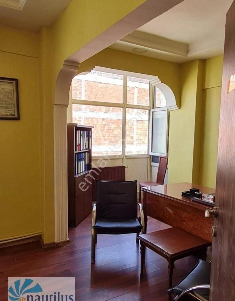 Kadıköy Rasimpaşa Cadde Üzeri İşyerine Uygun Kiralık Daire - Görsel 16