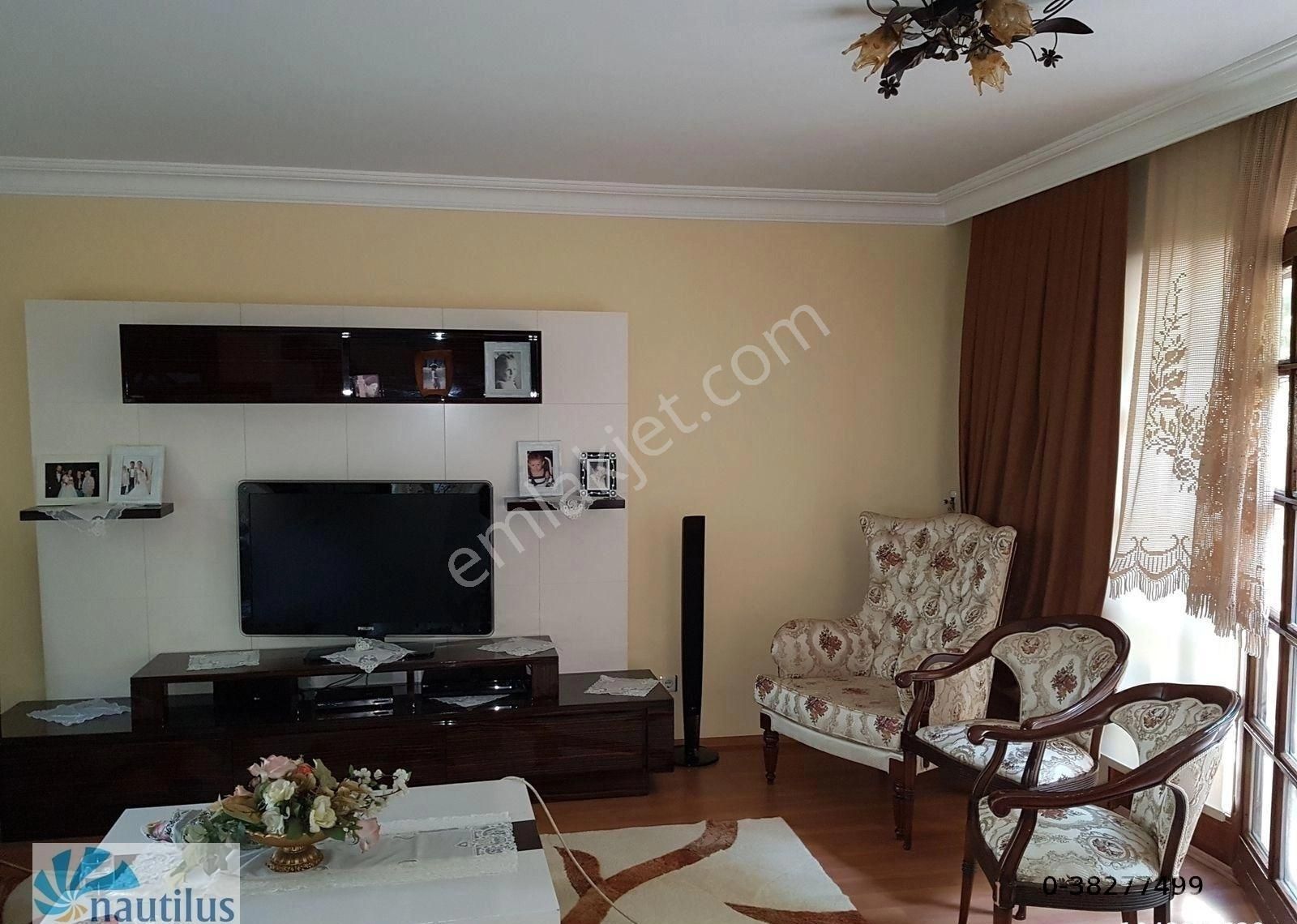 Bahçeşehir Badem Villa Tadilatlı 4+2 Satılık - Görsel 6