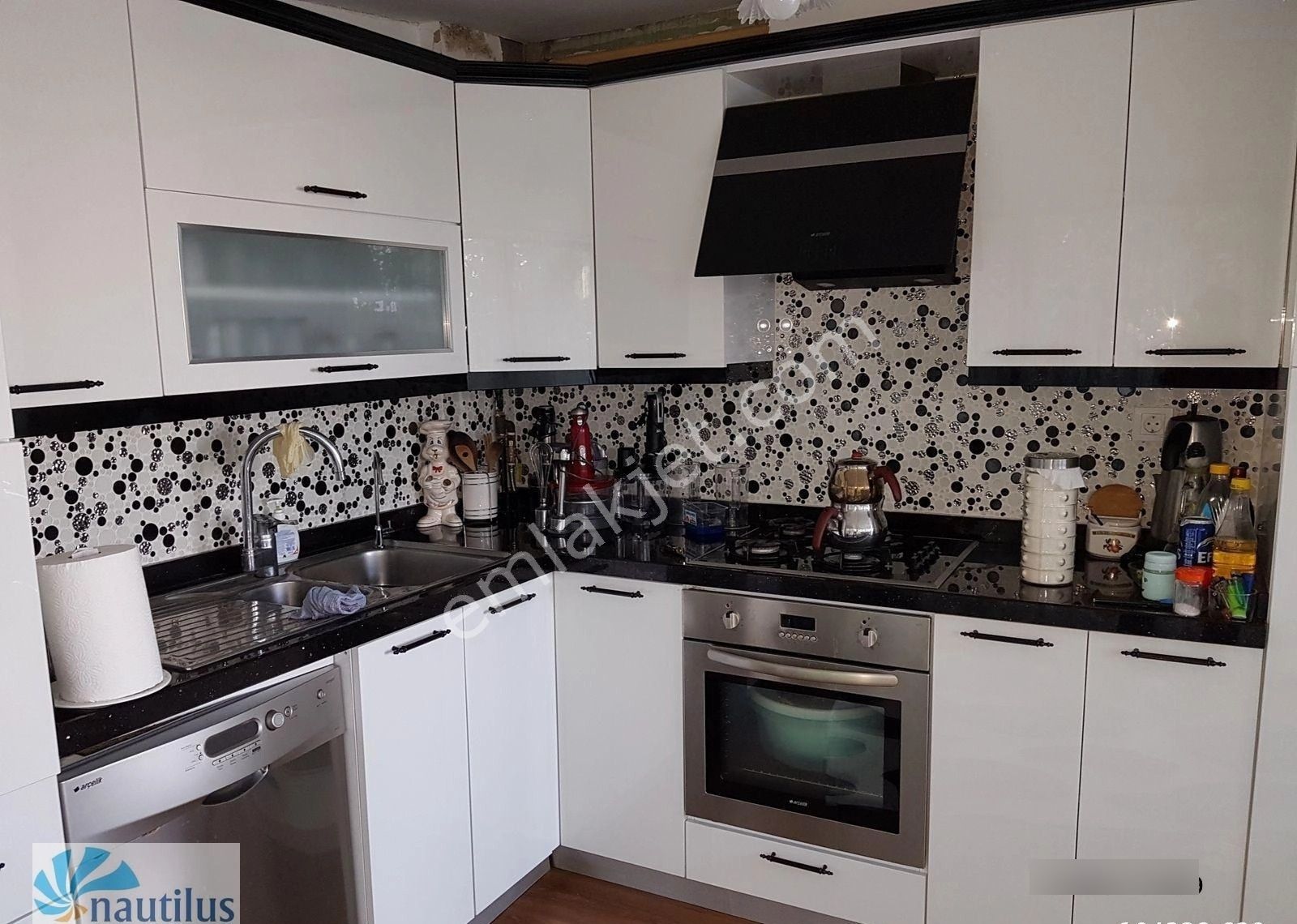 Bahçeşehir Badem Villa Tadilatlı 4+2 Satılık - Görsel 34