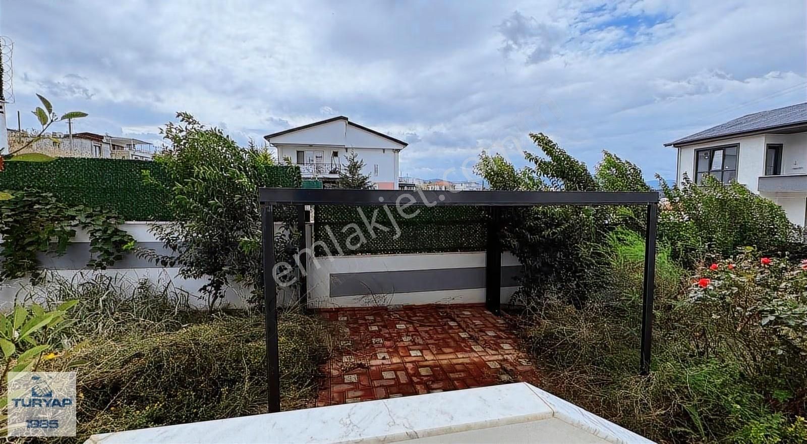 Deniz Manzaralı Bağlar Başı'nda Satılık Villa - Görsel 6