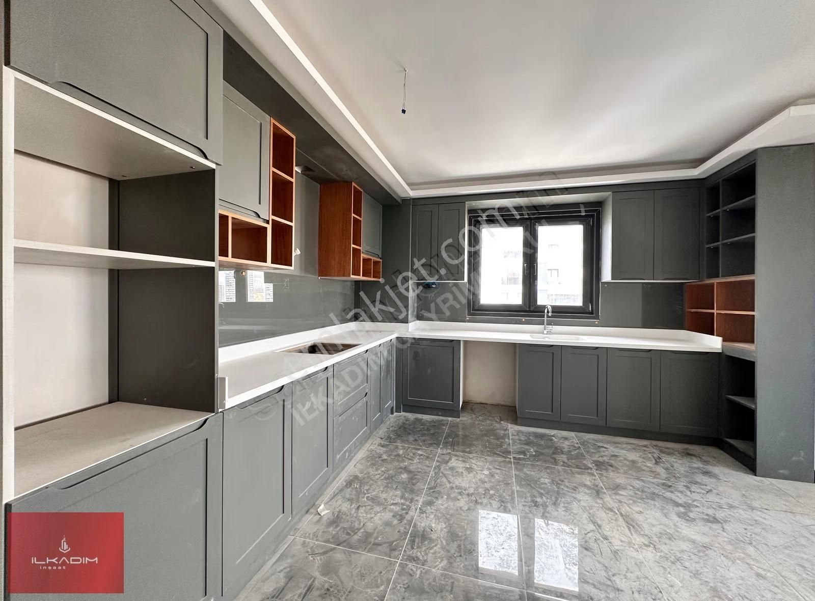 Ovacıkta Oturuma Hazır İskanlı Binada 4+1 Site Dairesi