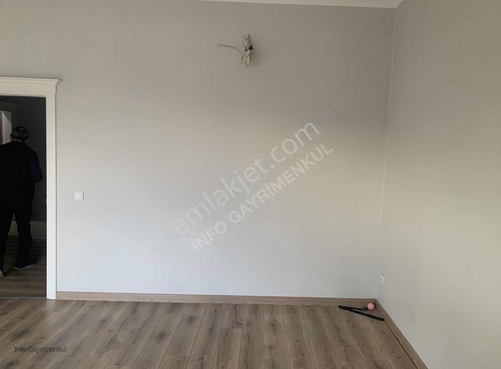 Yüksek Tavanlı Orman Manzaralı Otoparklı Kiralık - Görsel 25