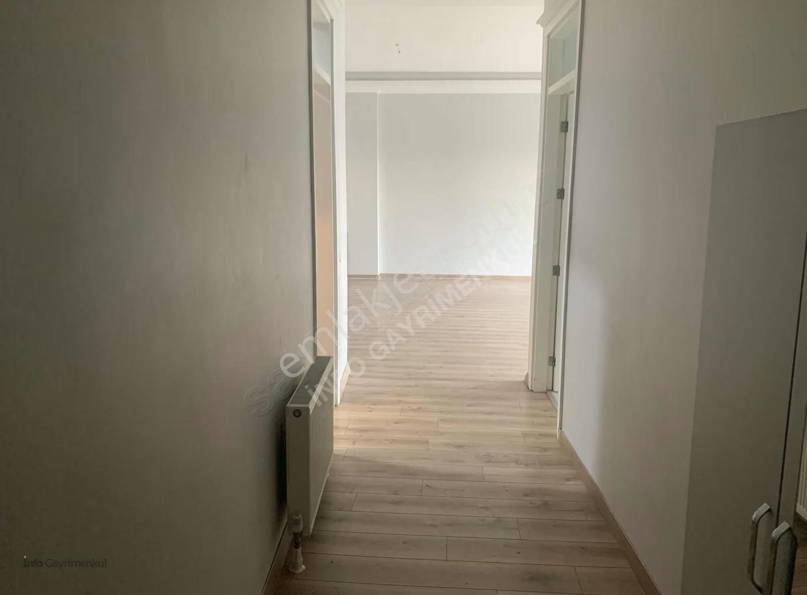 Yüksek Tavanlı Orman Manzaralı Otoparklı Kiralık - Görsel 20