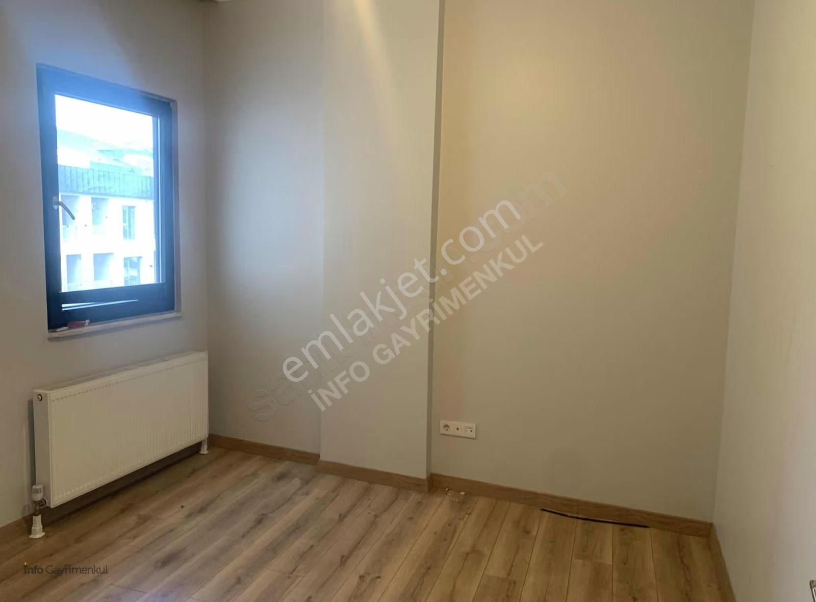 Yüksek Tavanlı Orman Manzaralı Otoparklı Kiralık - Görsel 19