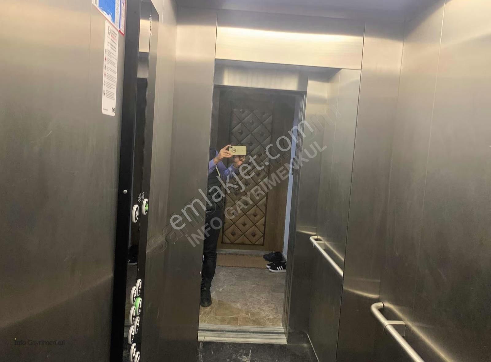 Yüksek Tavanlı Orman Manzaralı Otoparklı Kiralık - Görsel 31