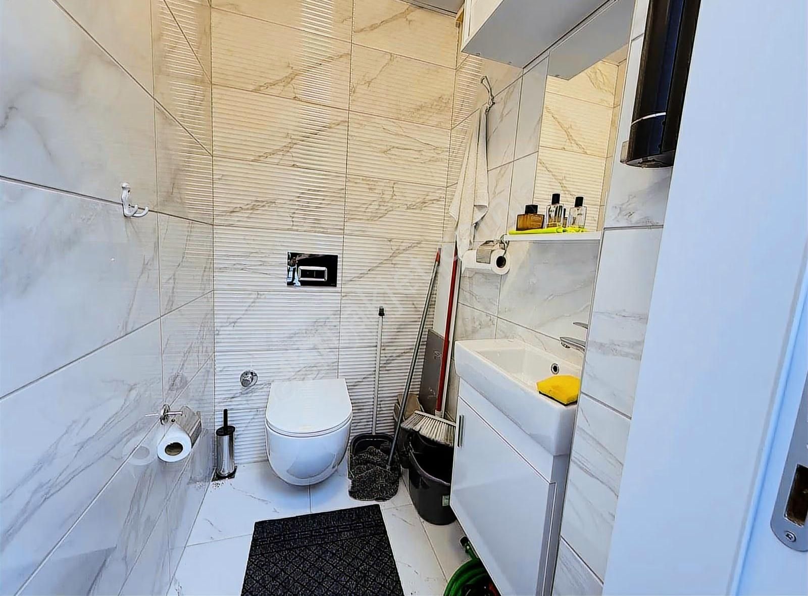 Bayraklı Kızılay Kan Merkezi Yakını 15 M2 Satılık Dükkan - Görsel 17