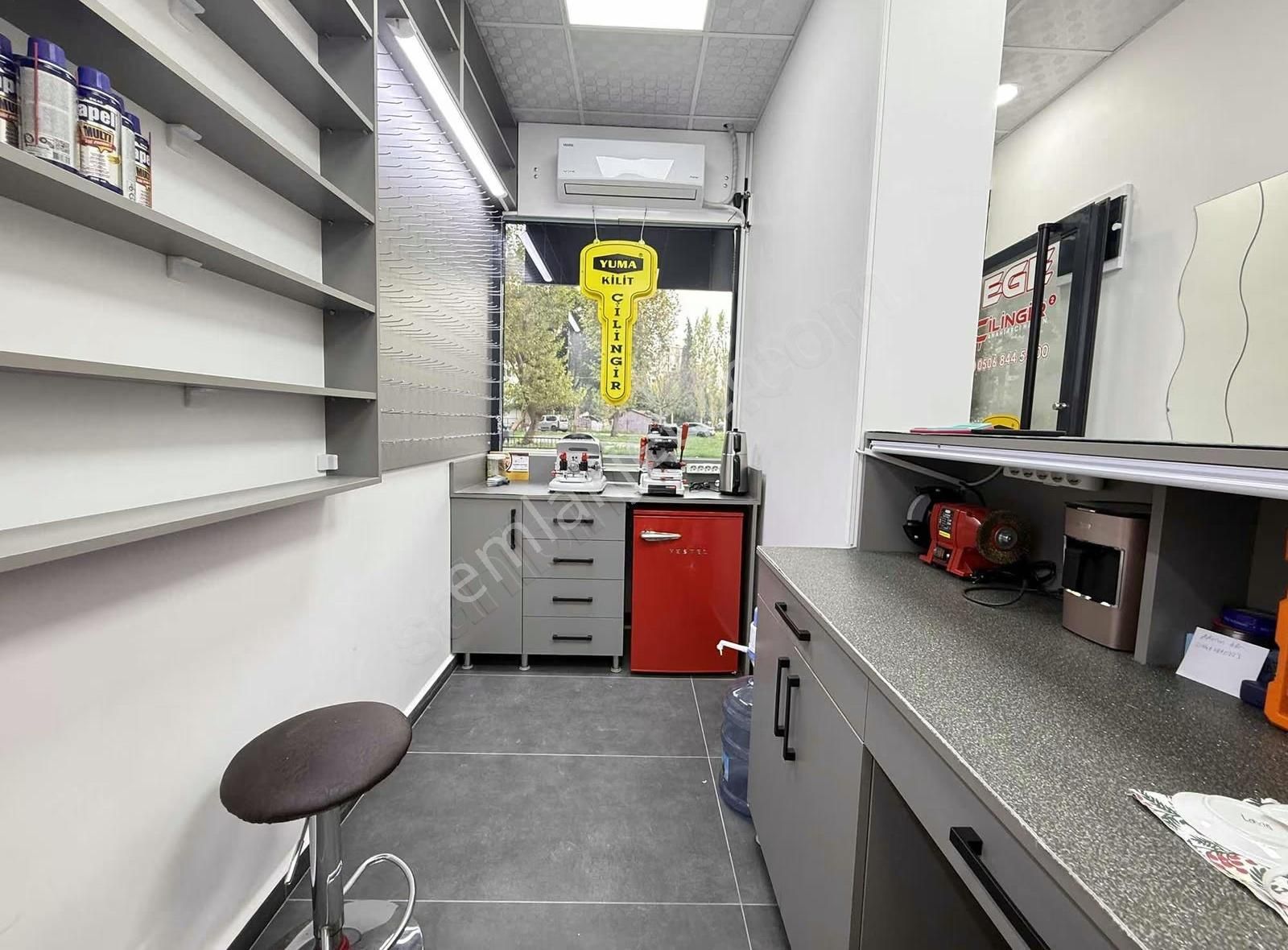Bayraklı Kızılay Kan Merkezi Yakını 15 M2 Satılık Dükkan - Görsel 9