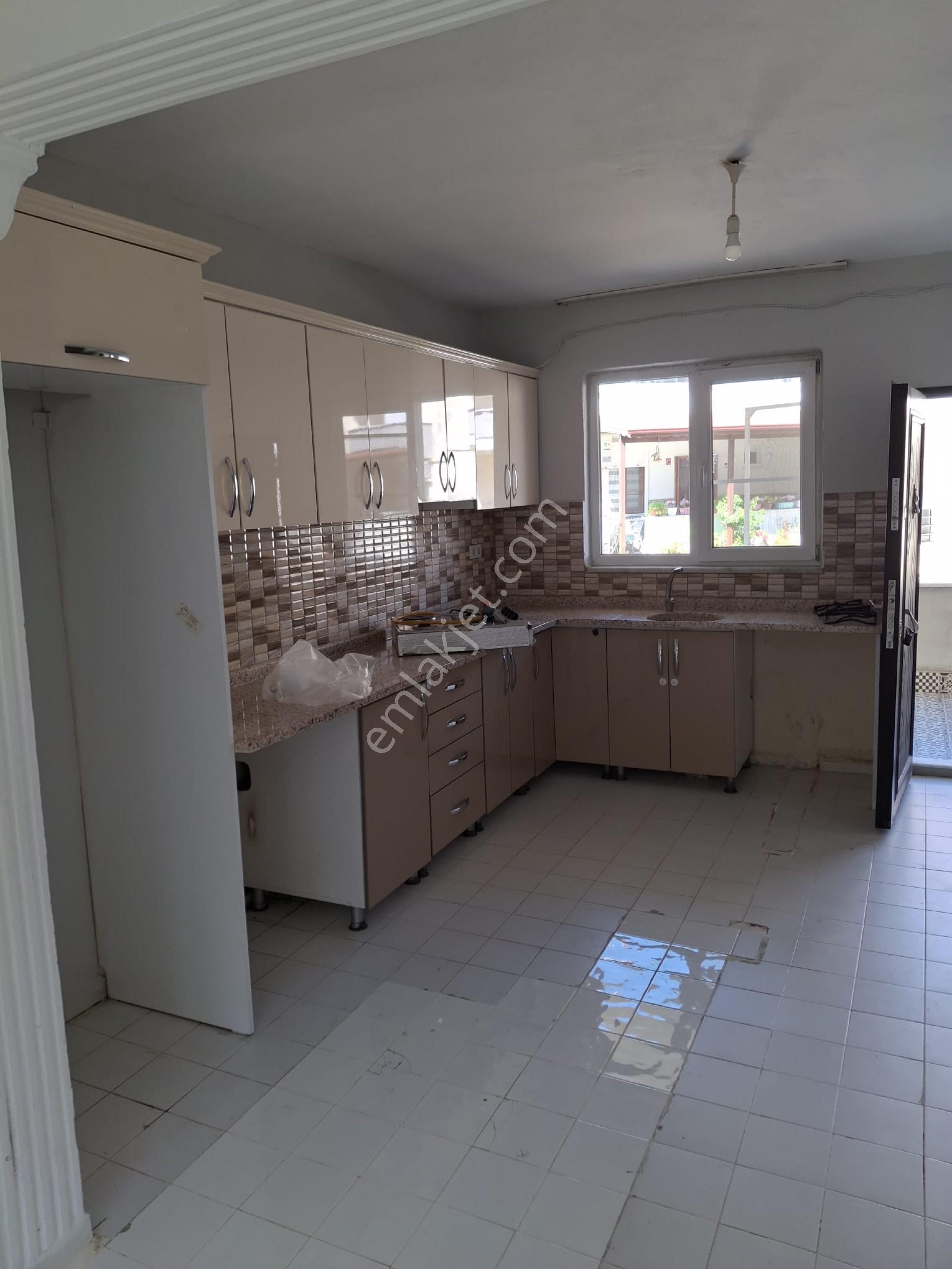 Güre Ssk'da Site İçinde Satılık Yazlık Villa - Görsel 3