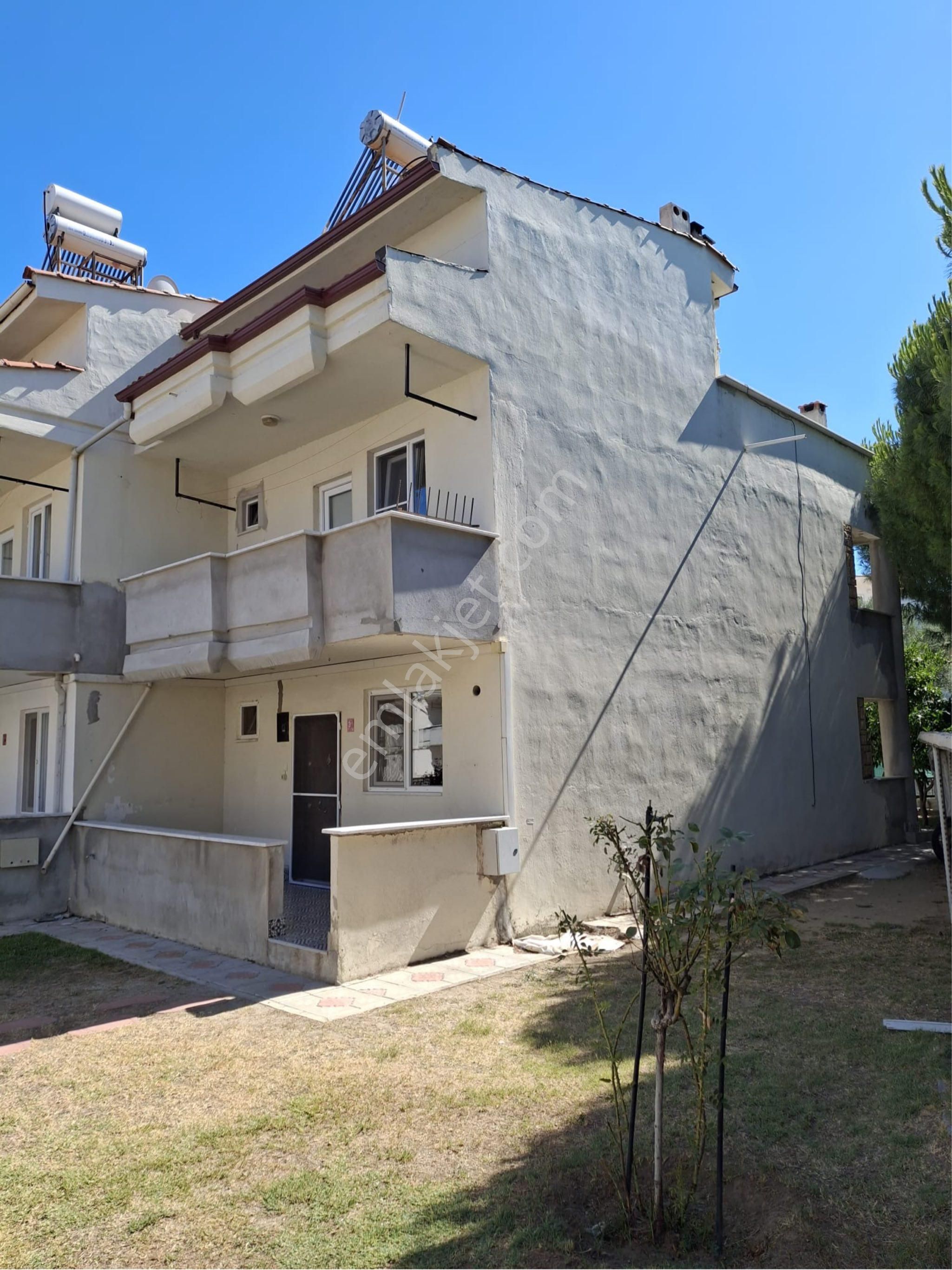 Güre Ssk'da Site İçinde Satılık Yazlık Villa