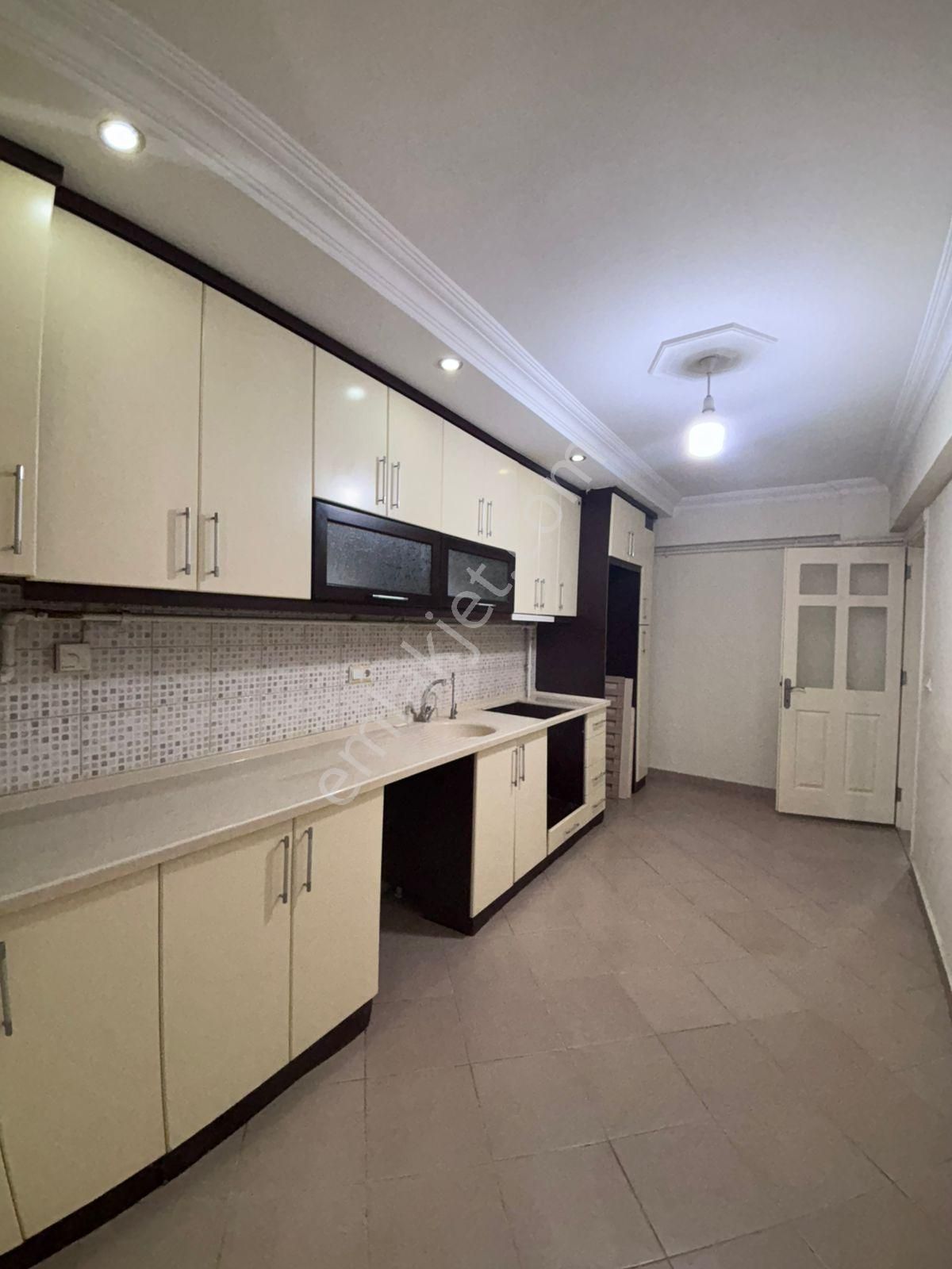 Çınar'a Yakın 150 Metre 3+1 Arakat Satılık Daire - Görsel 2