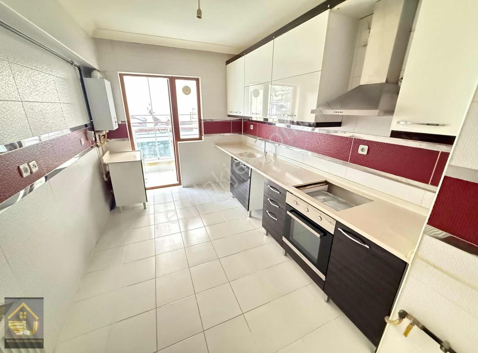 Yeni Bayındır Cadde Üzerinde 1.kat 3+1 Masrafsız Kiralık Daire - Görsel 15