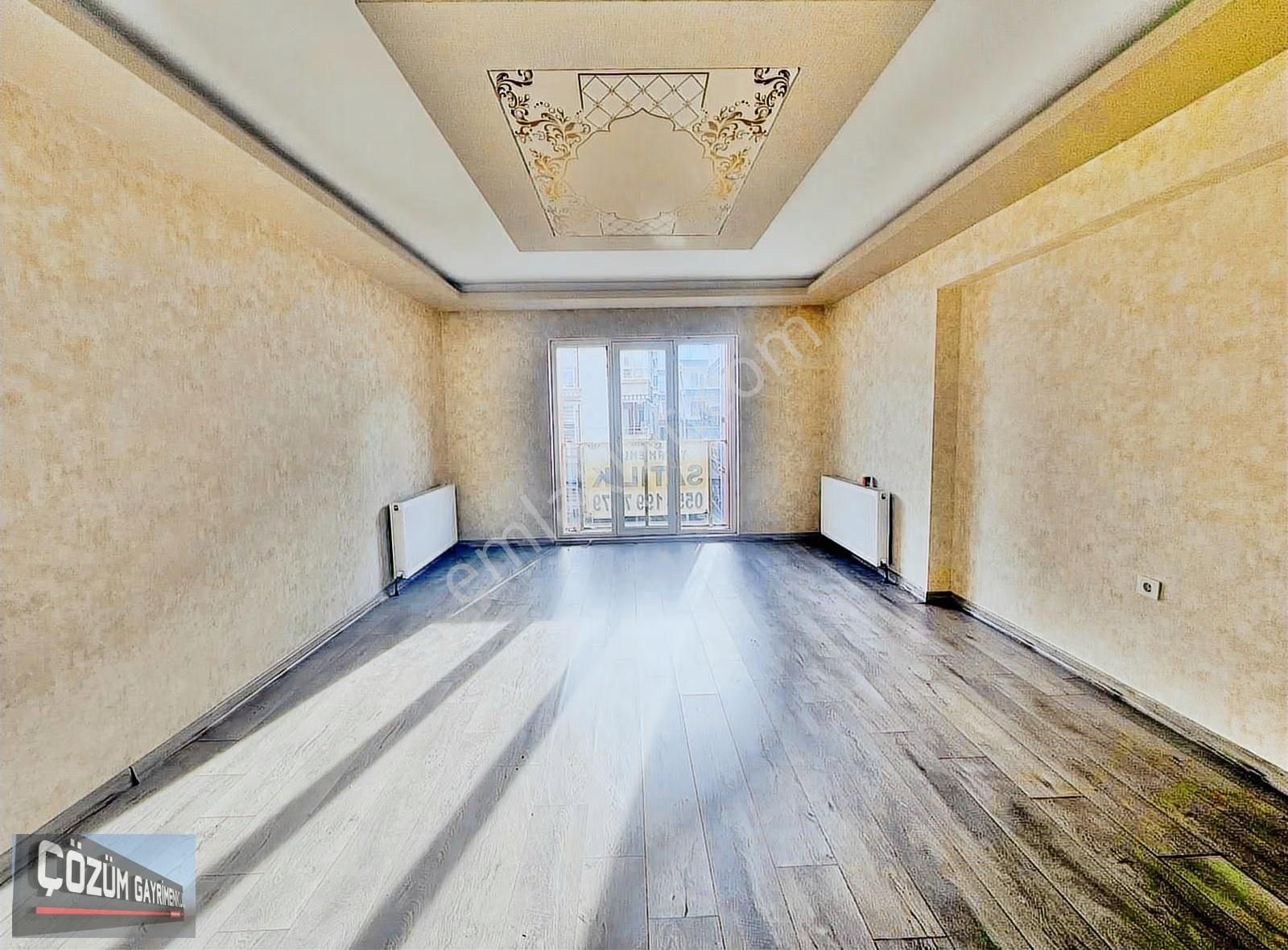 Çözüm'den Ana Caddeye Çok Yakın 3+1 Orta Kat Ön Cephe Çift Banyo - Görsel 8