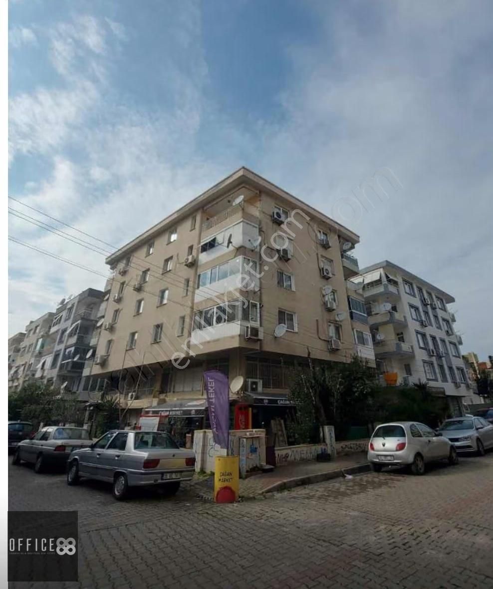 Offıce 88 Den Bahçeli Evlerde Satılık 3+1 Daire İzbana 50 Metre