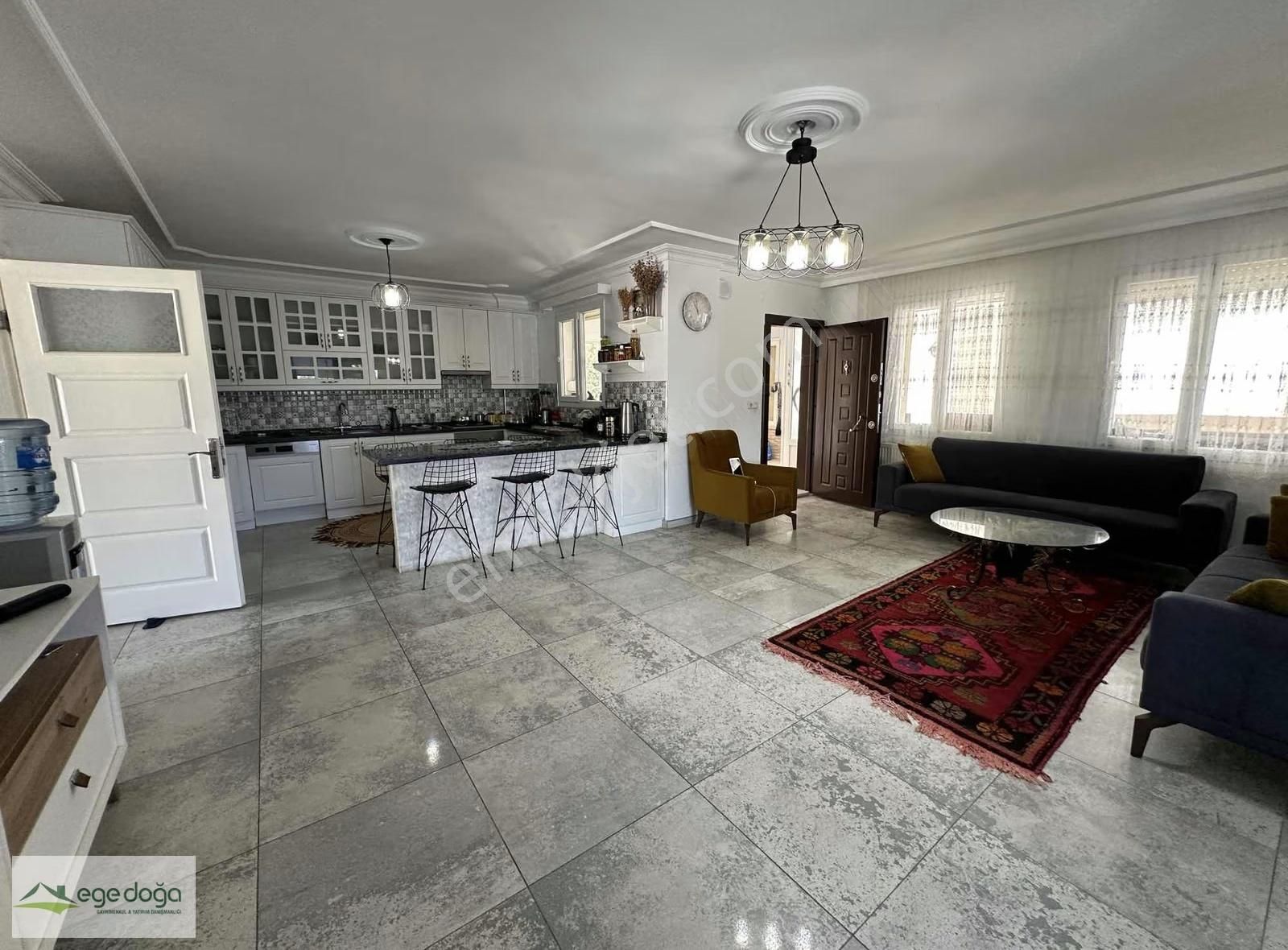 Kuşadası Karaova 1 Dönüm İçinde Özel Havuzlu Özel Mülk - Görsel 9