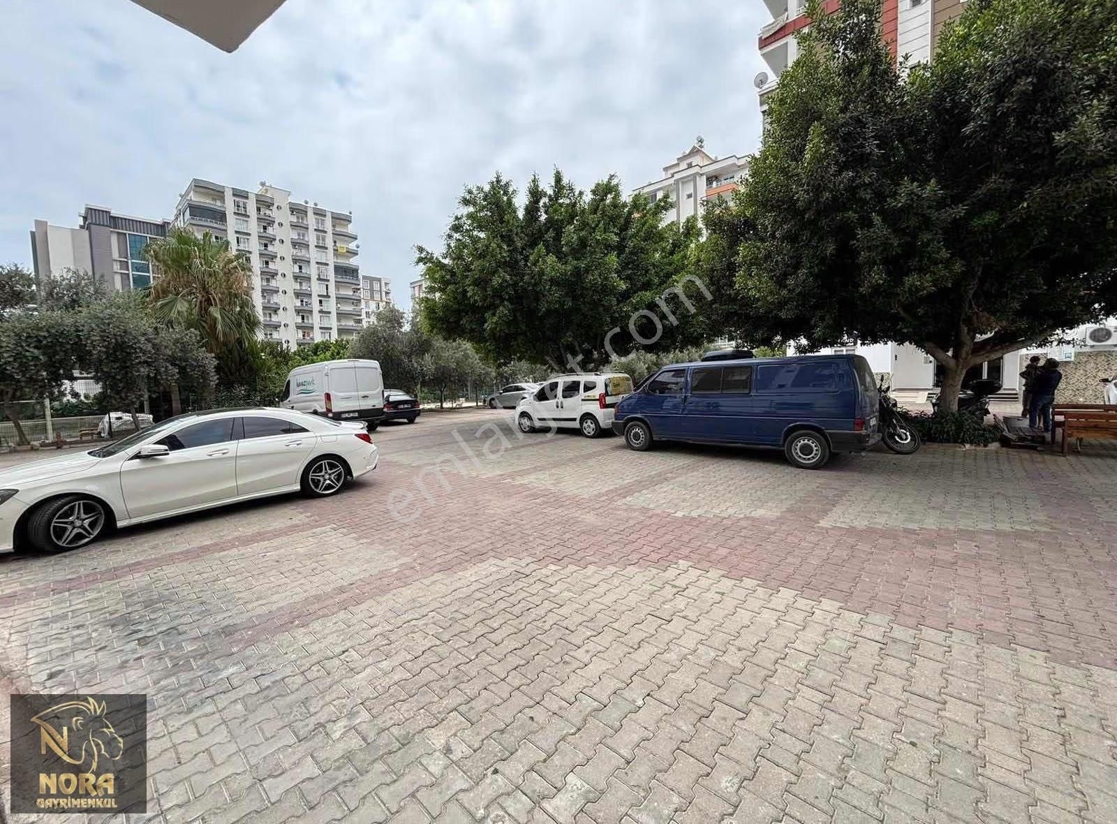 Nora'dan Caddeye Sıfır Havuzlu Site Çift Balkon Geniş - Görsel 7