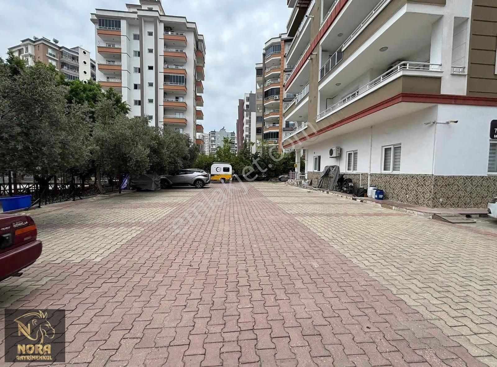 Nora'dan Caddeye Sıfır Havuzlu Site Çift Balkon Geniş - Görsel 6