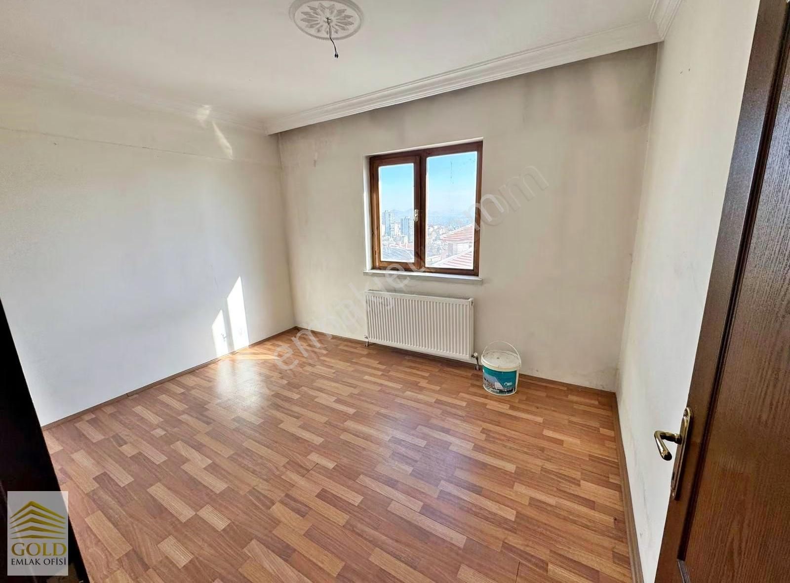 Ayvalı Kapalı Pazara Yakın Mehtap Cad 2 Bina Asansörlü 2+1 Daire - Görsel 22