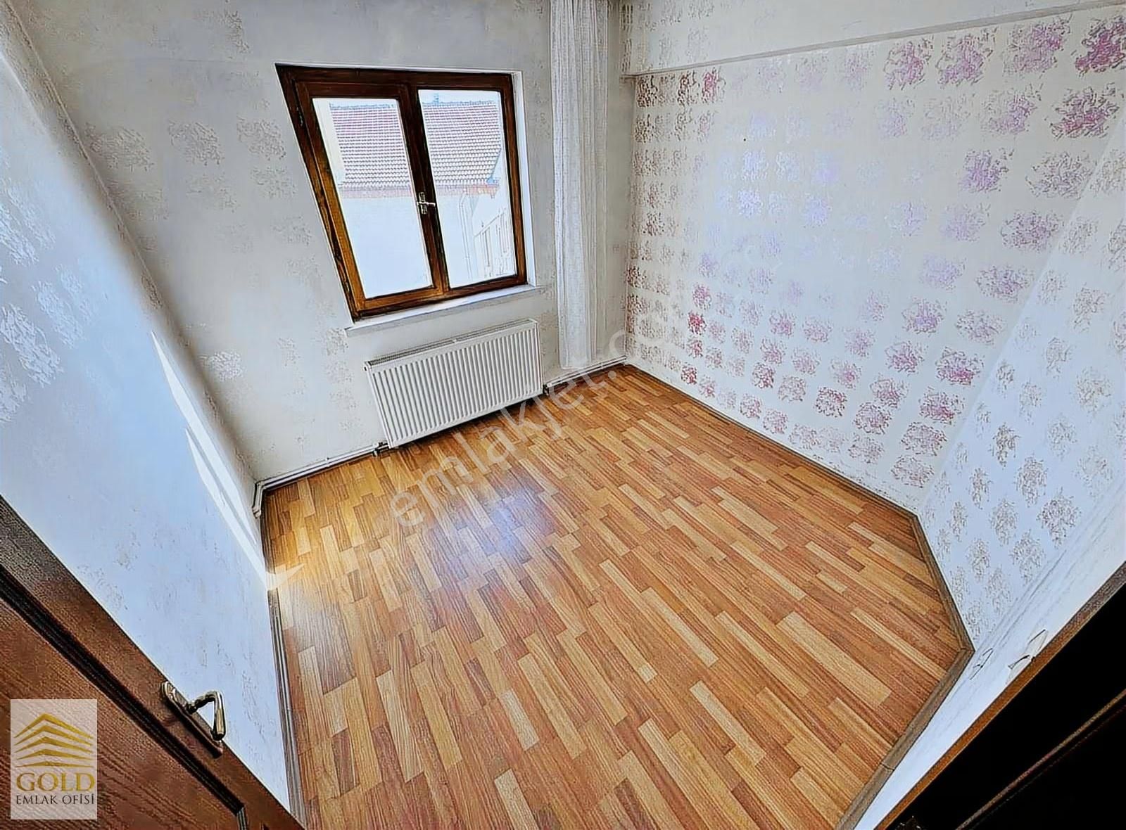 Ayvalı Kapalı Pazara Yakın Mehtap Cad 2 Bina Asansörlü 2+1 Daire - Görsel 17