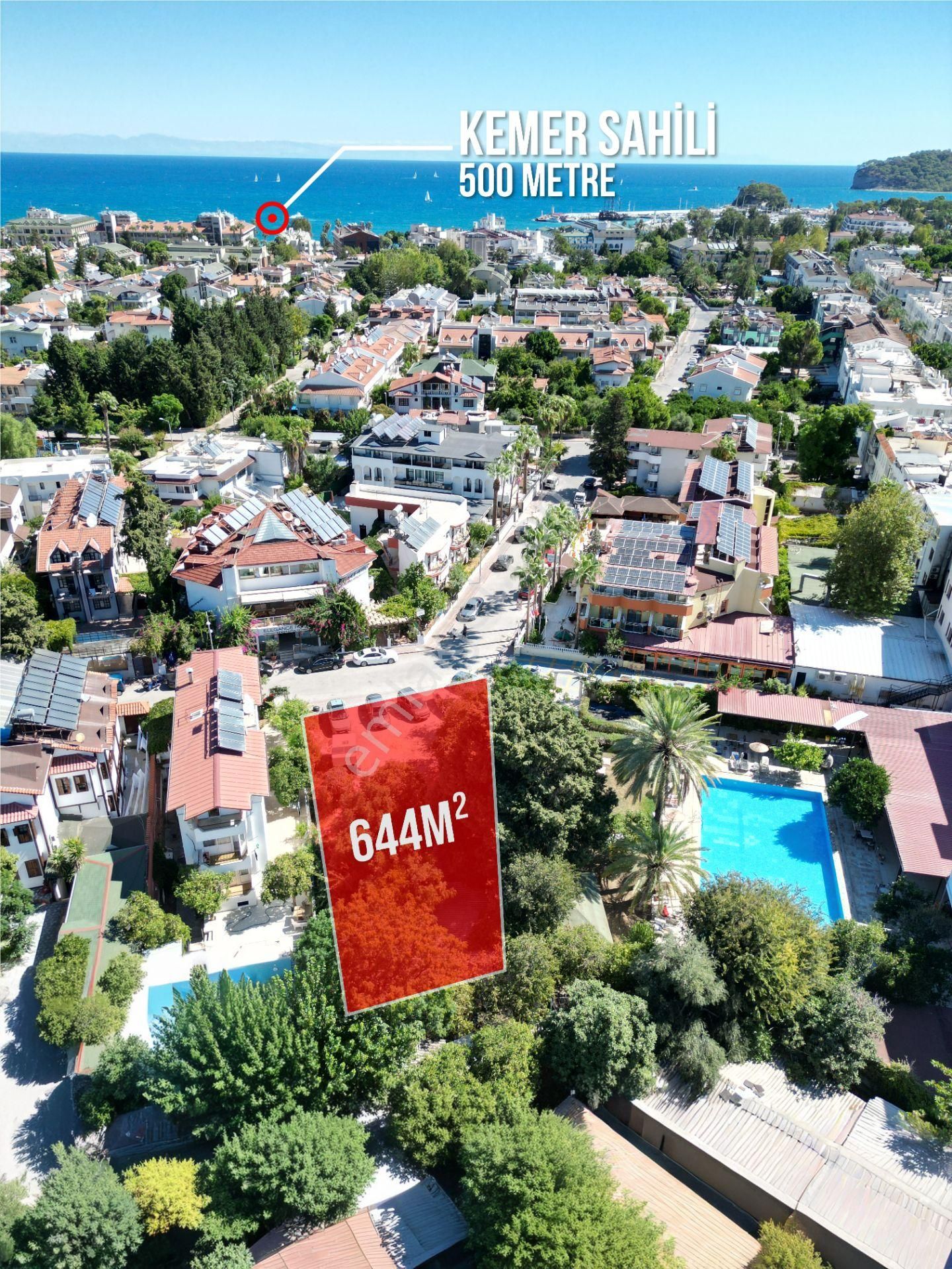 Antalya Kemer'in Kalbinde Eşsiz Turizm İmarlı 644 M2 Köşe Arsa