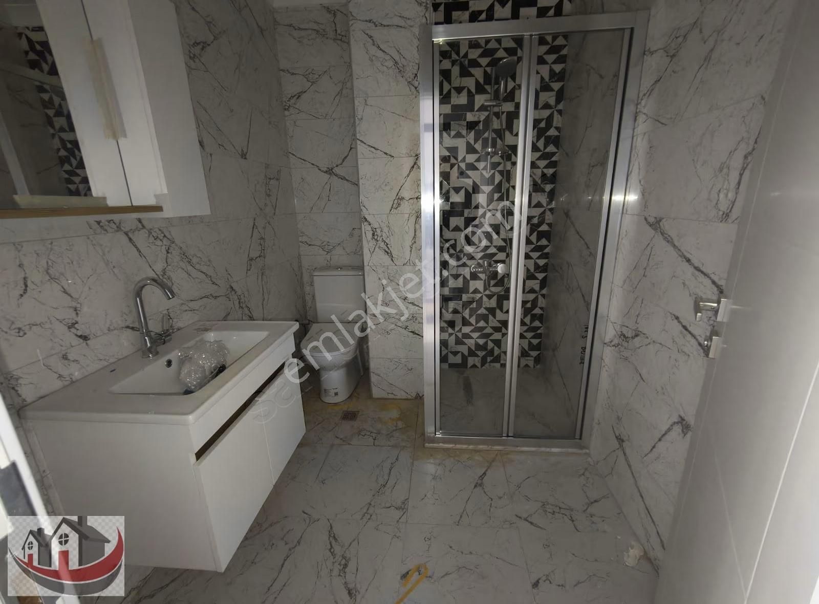 Güneyden Metroya 10 Dakika Yürüme 2+2.140 M2 Sıfır Dubleks - Görsel 2