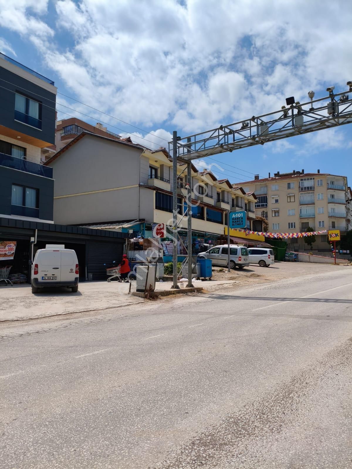 2+1 Lebiderya Kaptan Köşkü Denize Sıfır Asansörlü Mantolamalı - Görsel 26