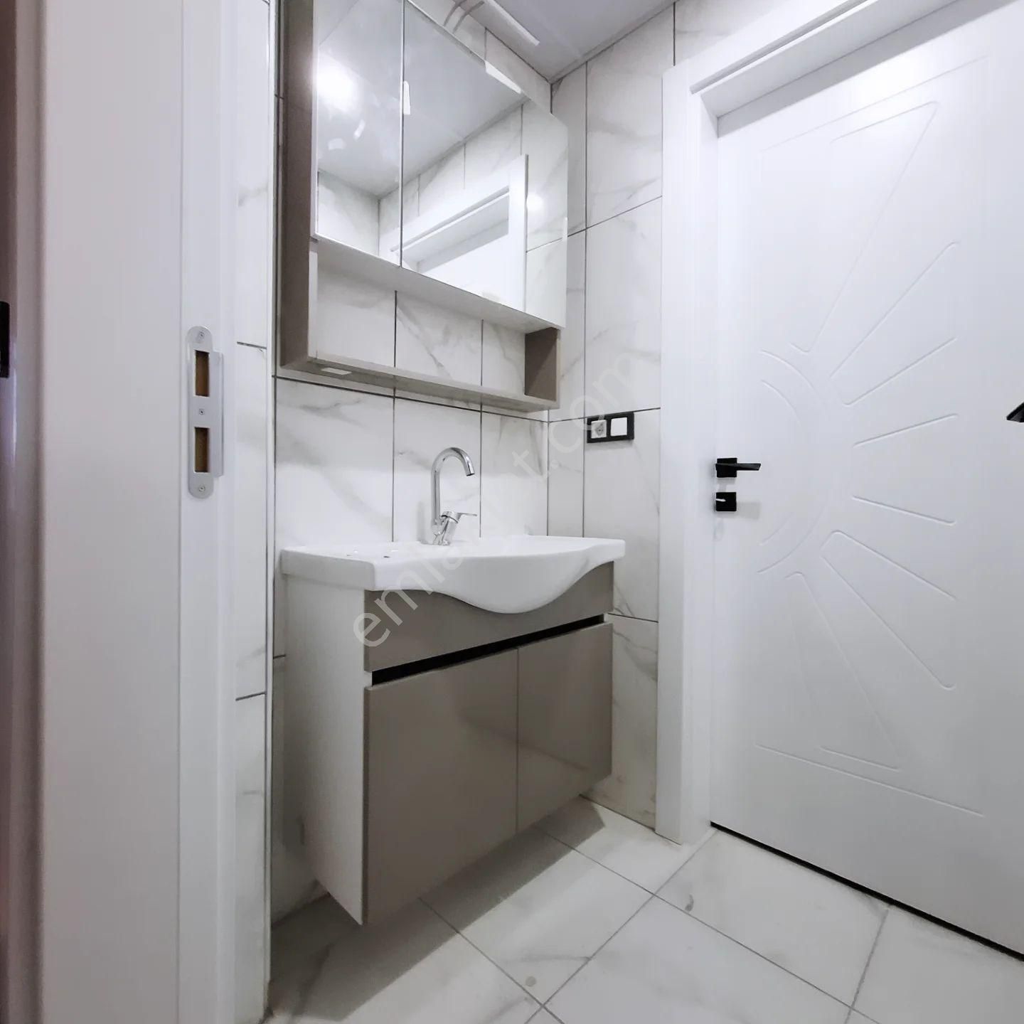 3+1 Site İçi Muazzam Lüx Veysel Karani Cadesi - Görsel 21