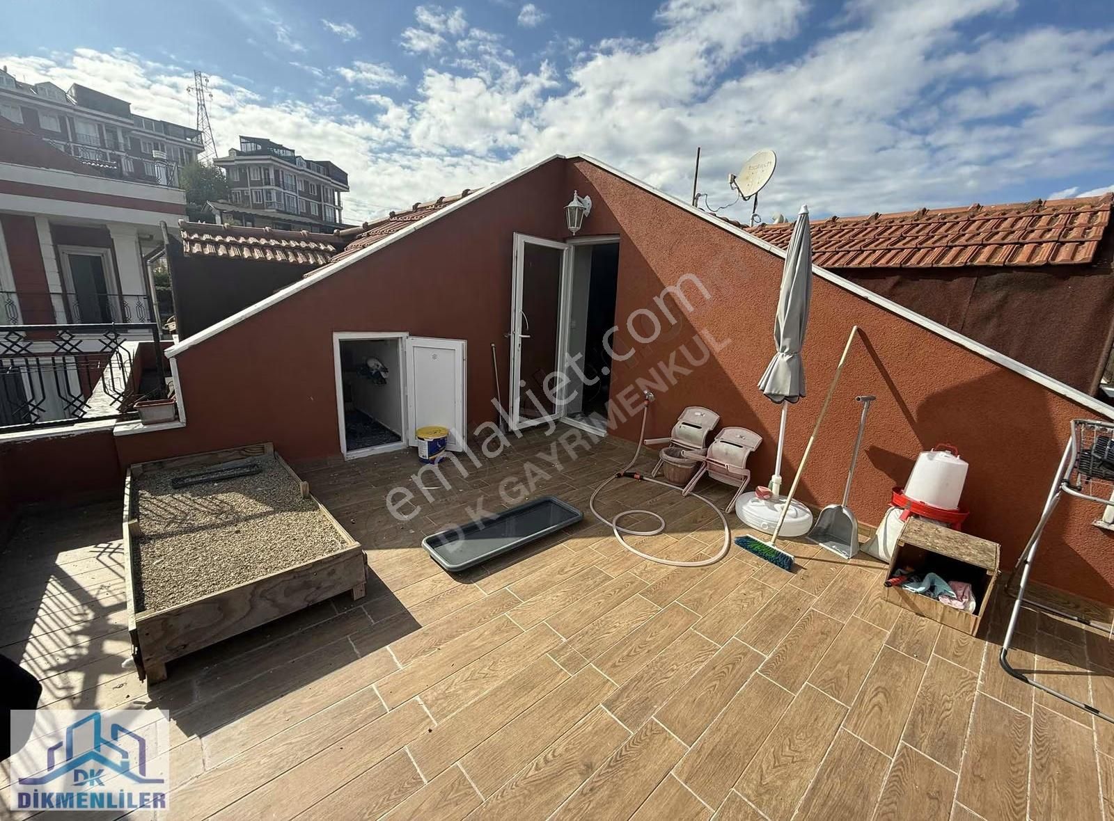 Dk Gym'den Ortak Havuzlu Sitede Müstakil Bahçeli 5+2 Villa - Görsel 9