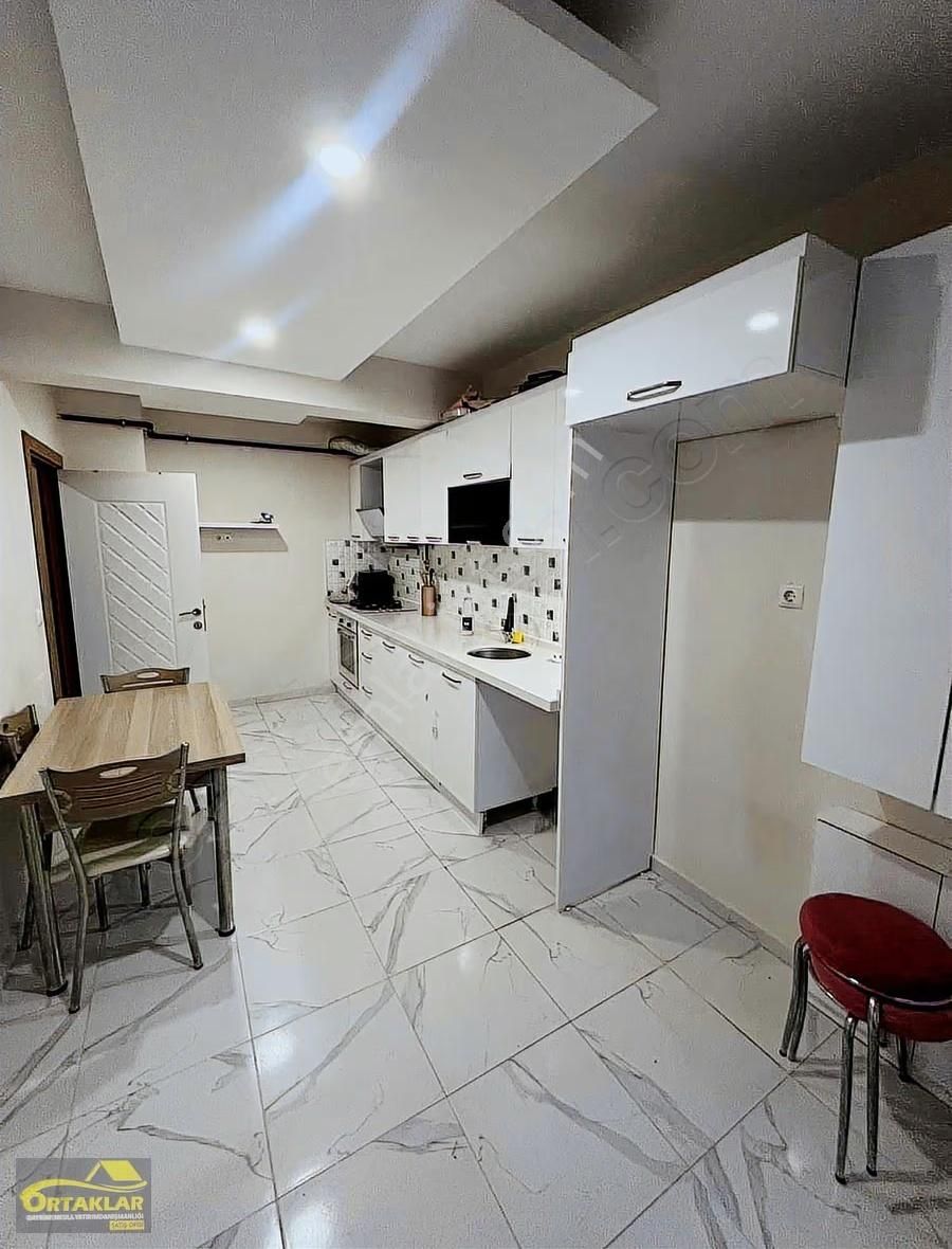 Mükemmel Konumda Köşe 3+1 - Görsel 13