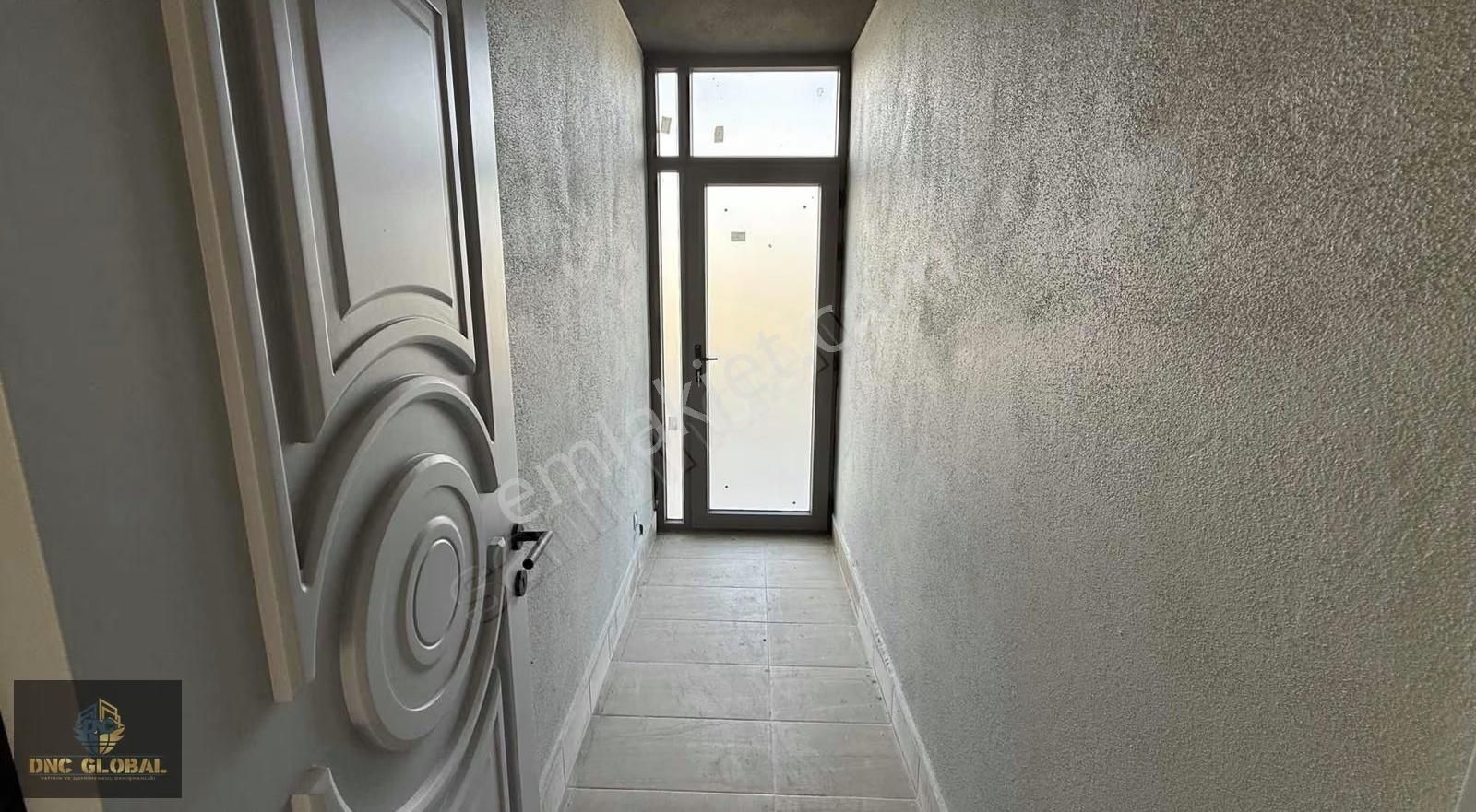 Muradiyenin En Prestijli 7+1 Müstakil Havuzlu Lüks Villası - Görsel 15