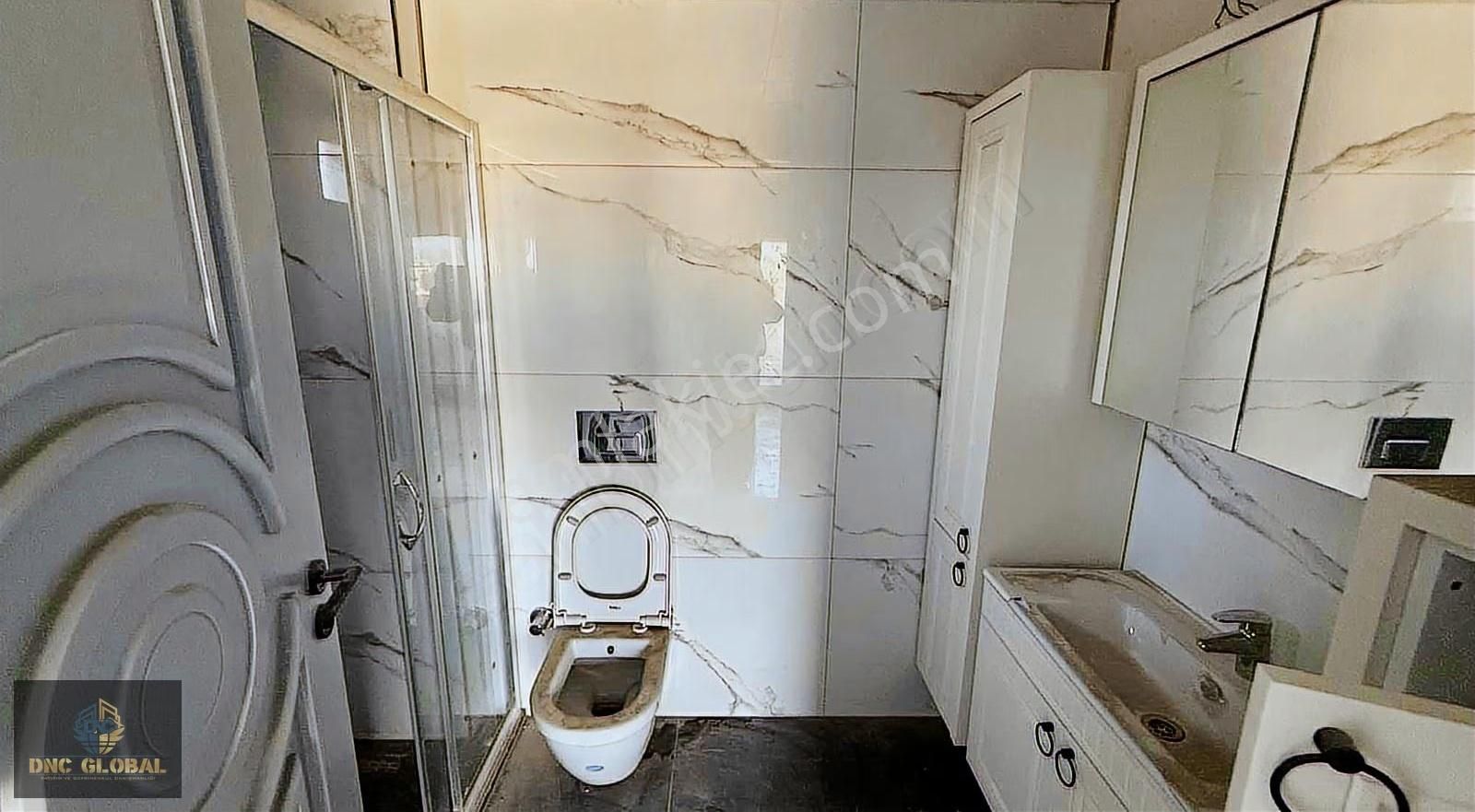 Muradiyenin En Prestijli 7+1 Müstakil Havuzlu Lüks Villası - Görsel 17