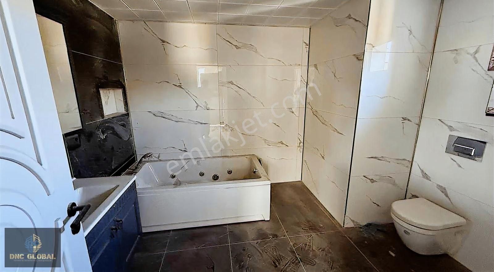 Muradiyenin En Prestijli 7+1 Müstakil Havuzlu Lüks Villası - Görsel 12