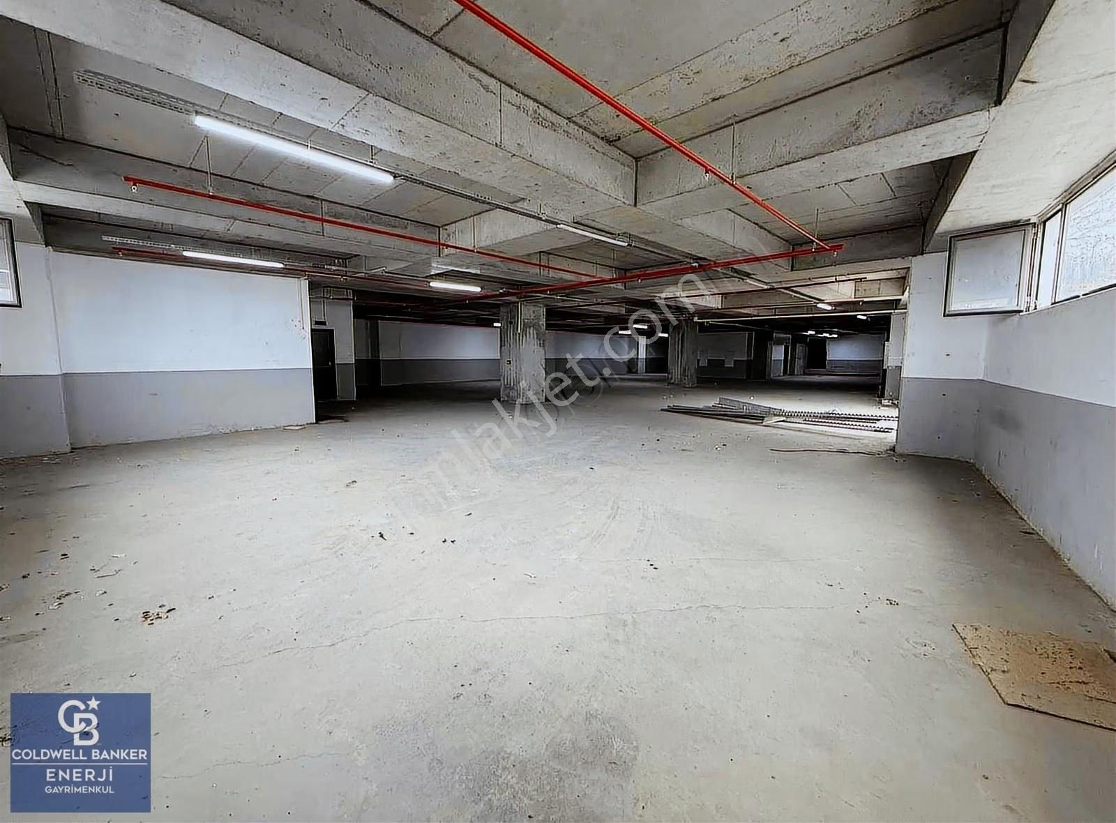 Hadımköy'de Kiralık 1250 M2 Depo & Fabrika Katı İmalata Uygun - Görsel 20