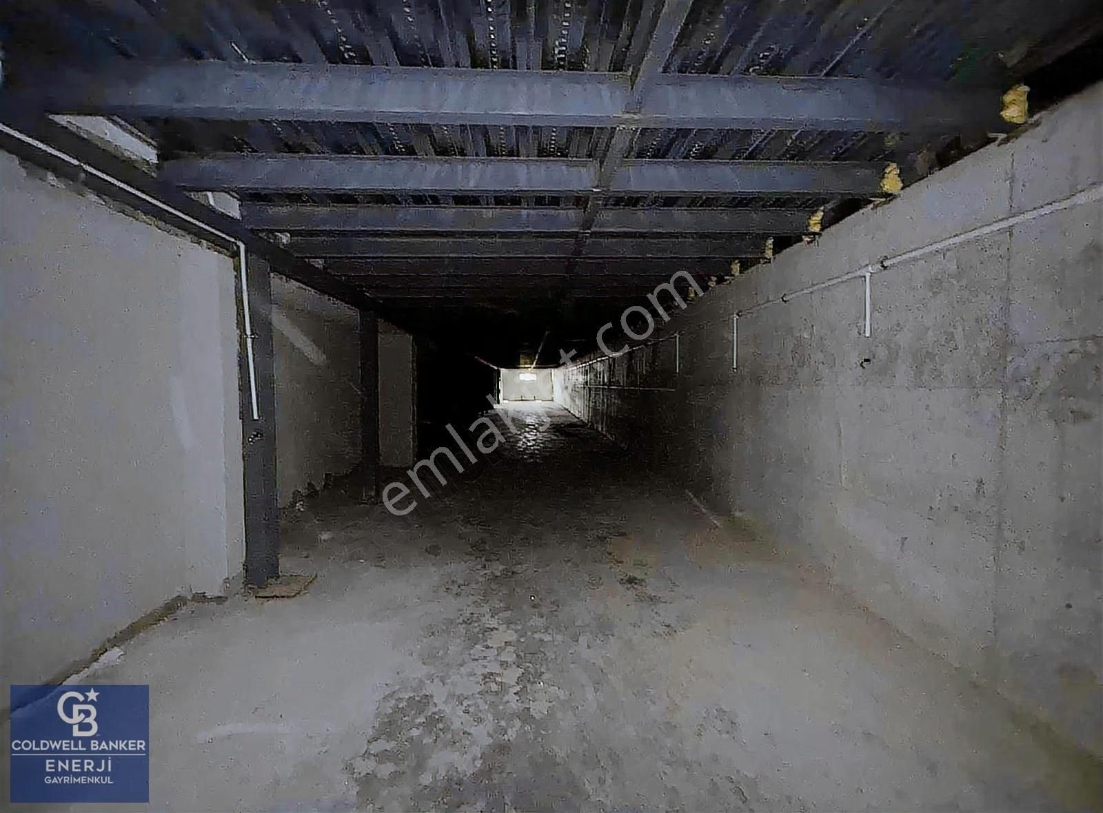 Hadımköy'de Kiralık 1250 M2 Depo & Fabrika Katı İmalata Uygun - Görsel 9