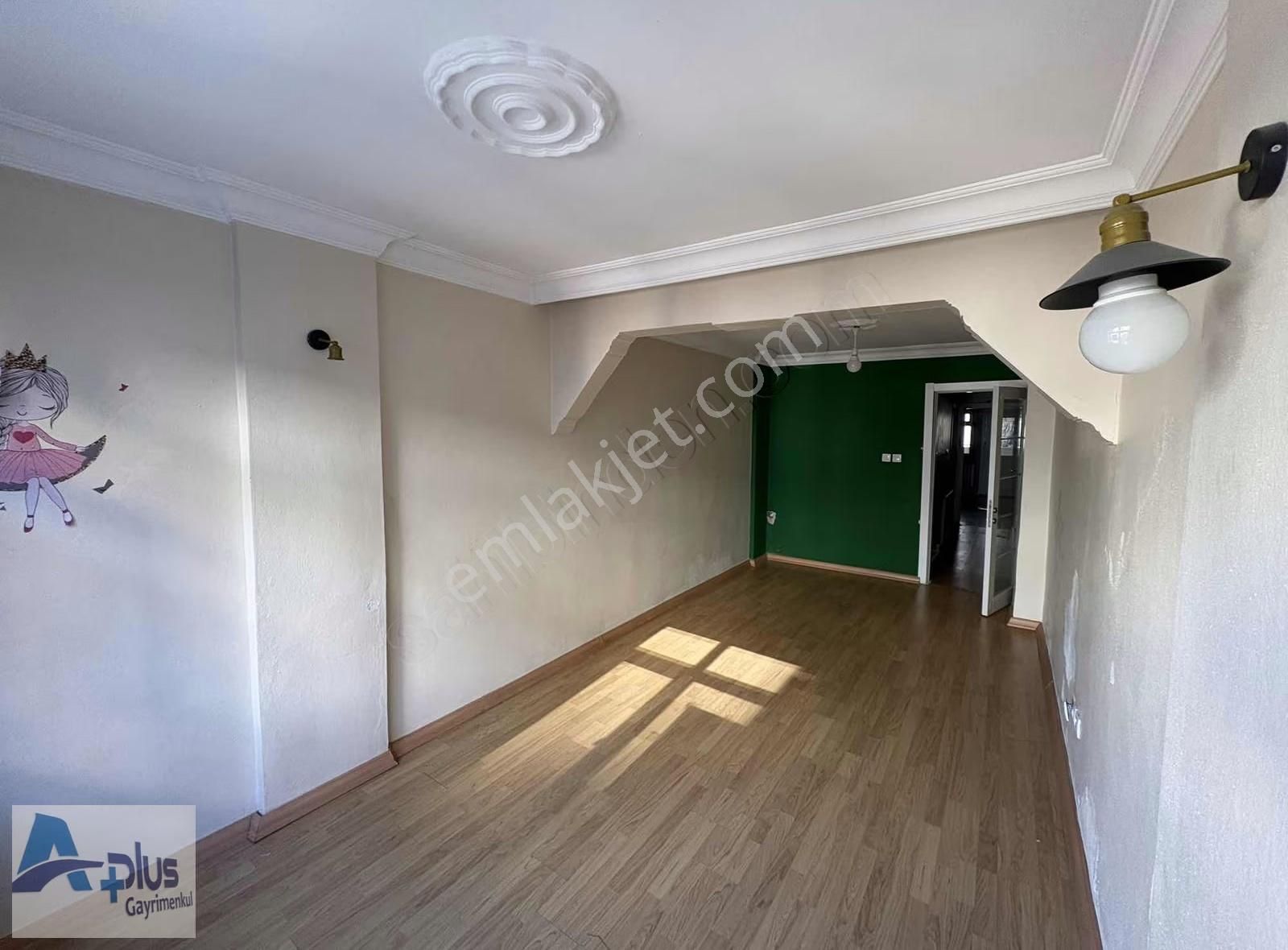 İstasyon Mahallesi 2+1 Ara Kat Kiralık Marmaraya 5 Dakika Mesafe - Görsel 9