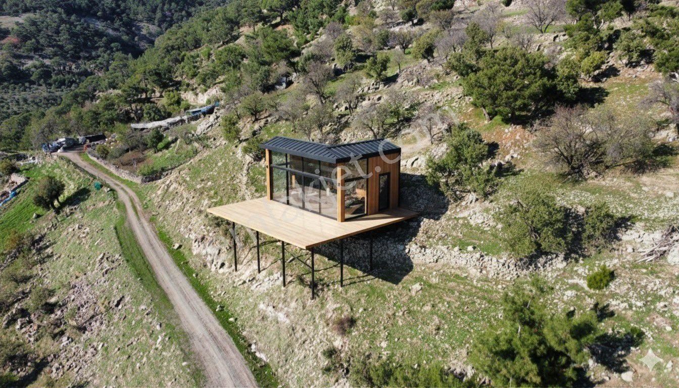 Burhaniye Çamtepe’de 646 M², Resmi Yolu Mevcut Ve Yerleşime Yakın Bahçe