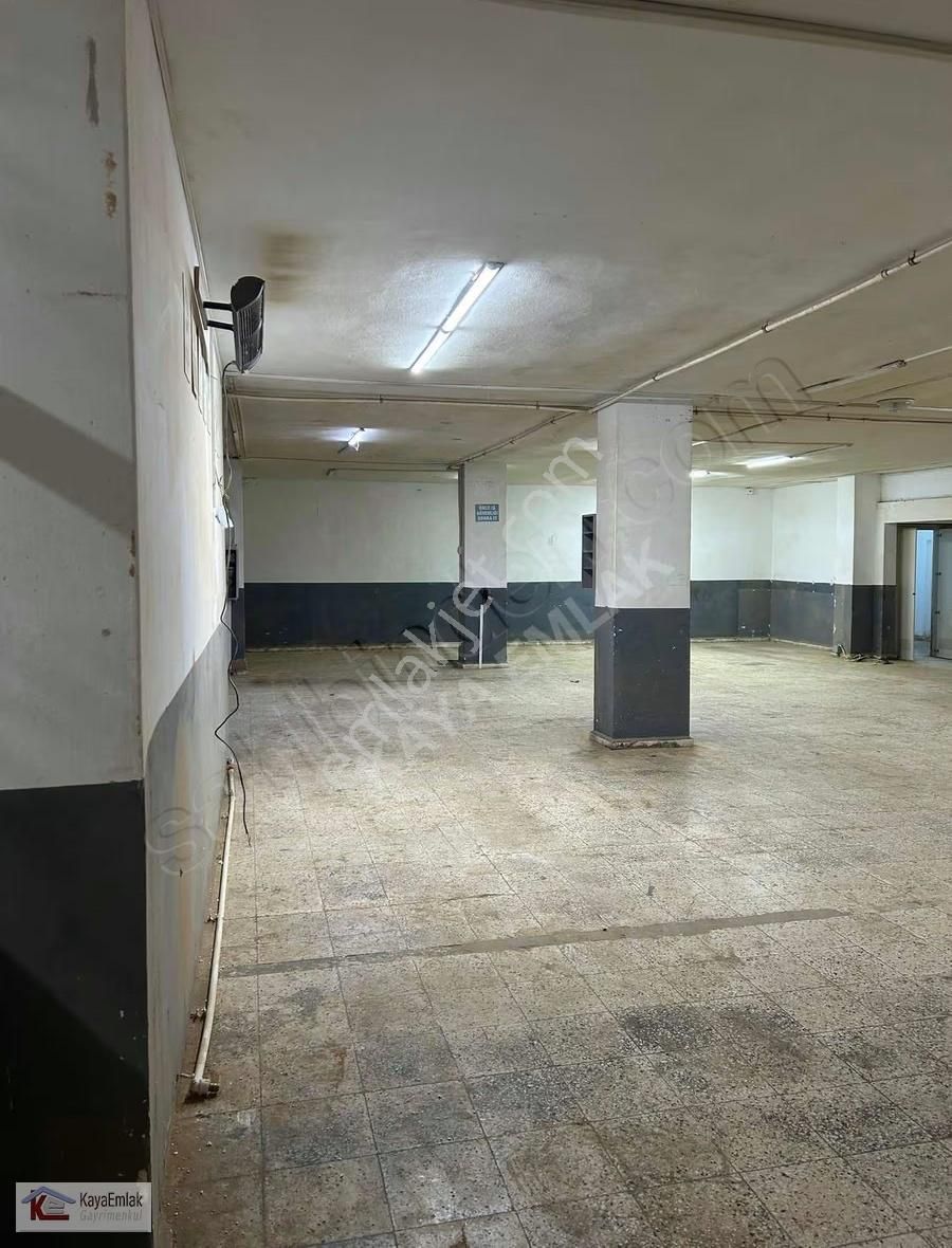 Şerifali'de Hafif İmalata/ Depolamaya Uygun Rampalı Atölye/depo