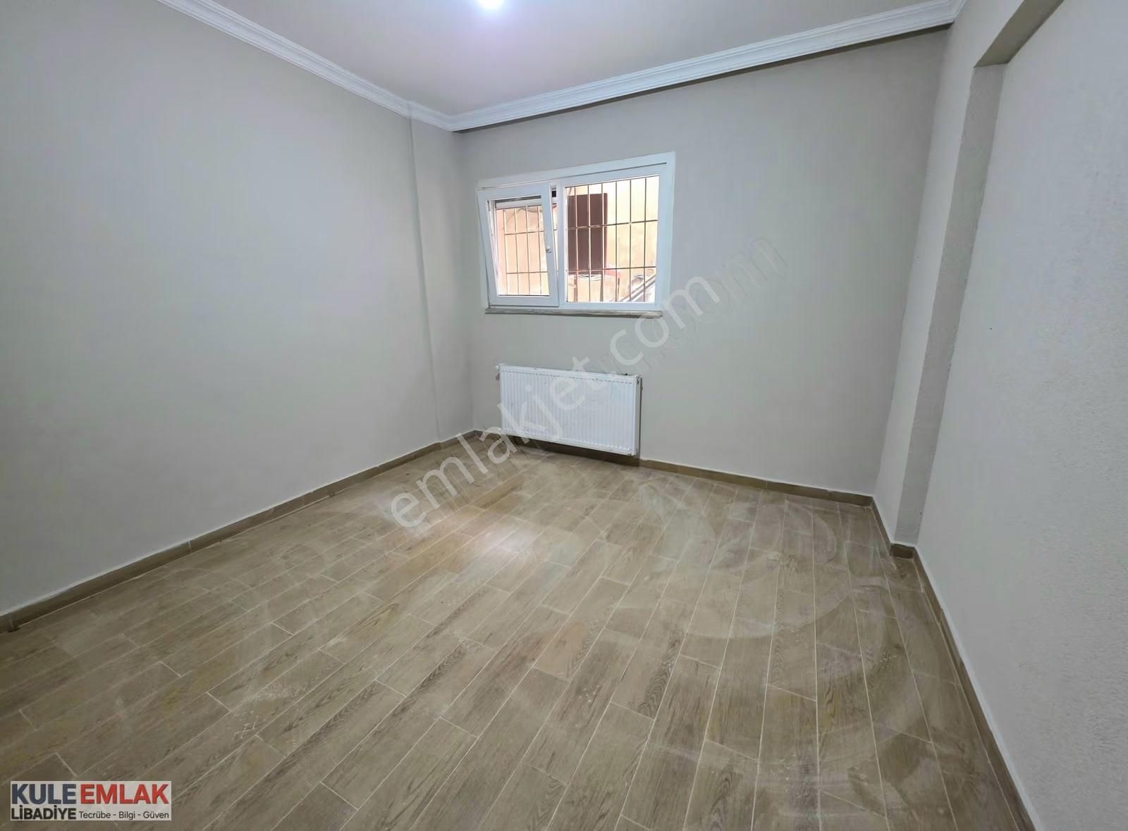 Yeni Metro Yanında, İçi Yenilenmiş Kullanışlı 1+1 Ayrı Mutfaklı - Görsel 4