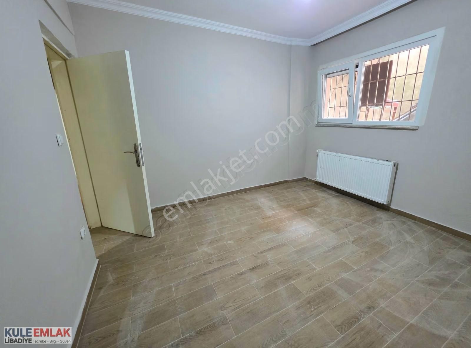 Yeni Metro Yanında, İçi Yenilenmiş Kullanışlı 1+1 Ayrı Mutfaklı - Görsel 3