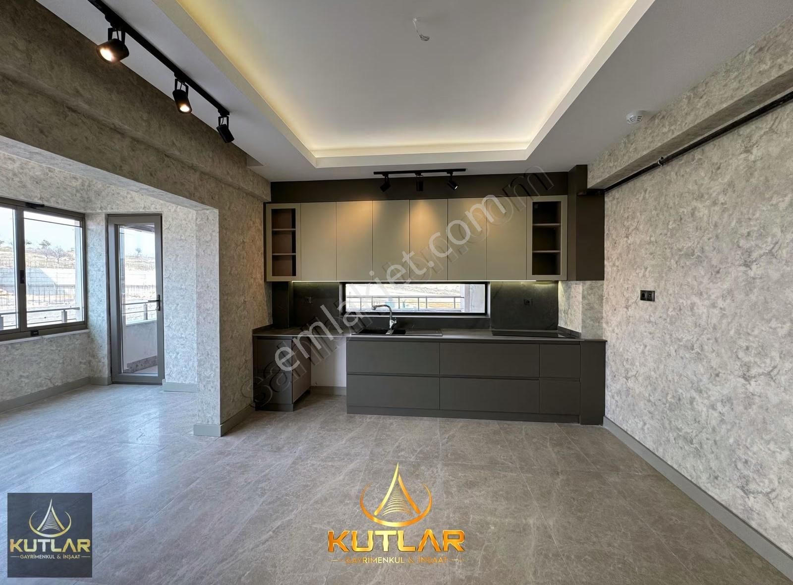 Kutlar'dan 15 Temmuz Mah Prime Mall Arkası Farklı Tasarım Aa Plu - Görsel 16