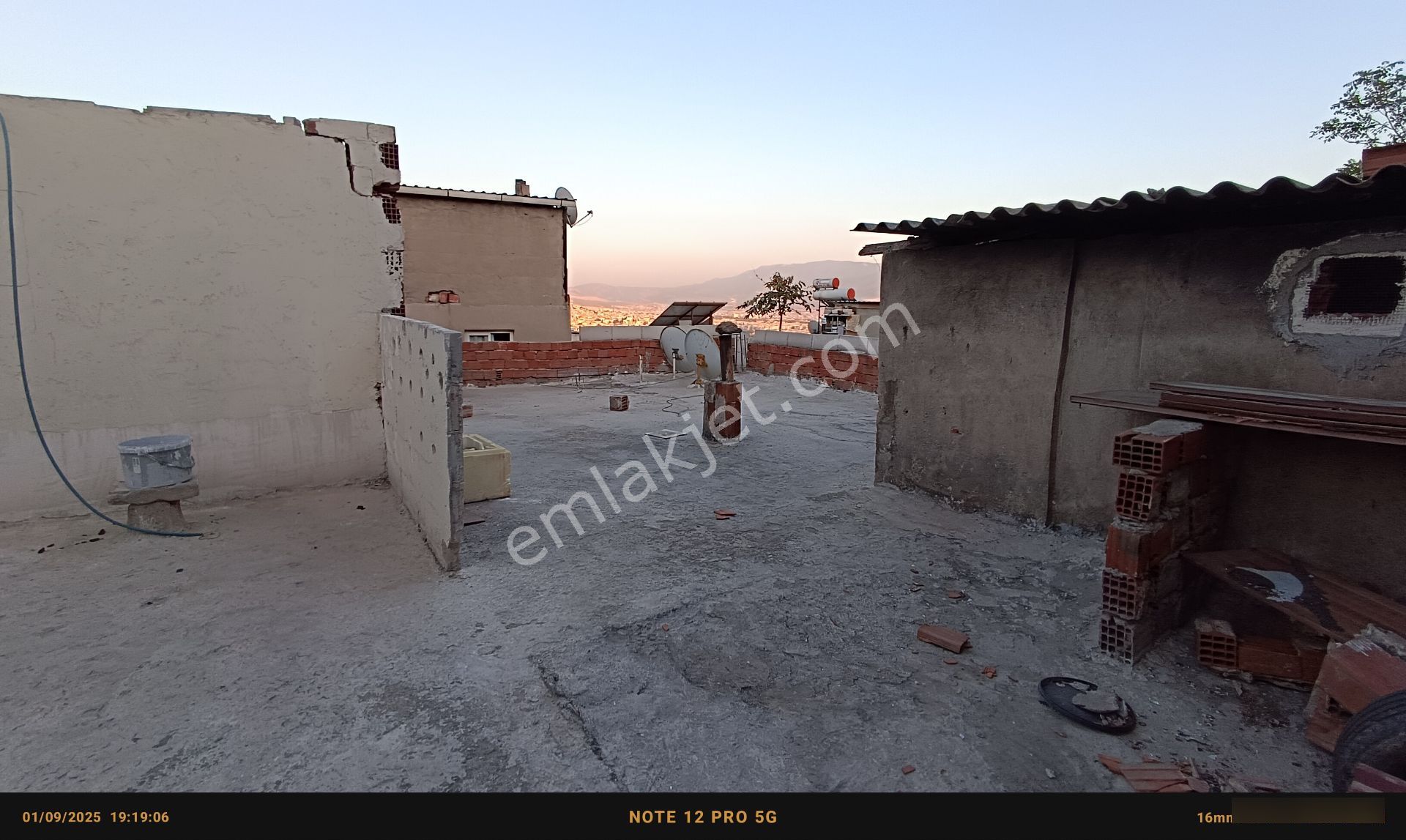 Bayraklı Satılık Müstakil Ev - Görsel 6