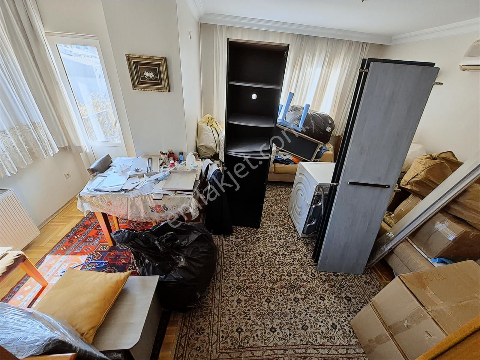 Üniversite Ve Hastanenin Dibinde Minibüs Yolu İki Adım Ara Kat - Görsel 4